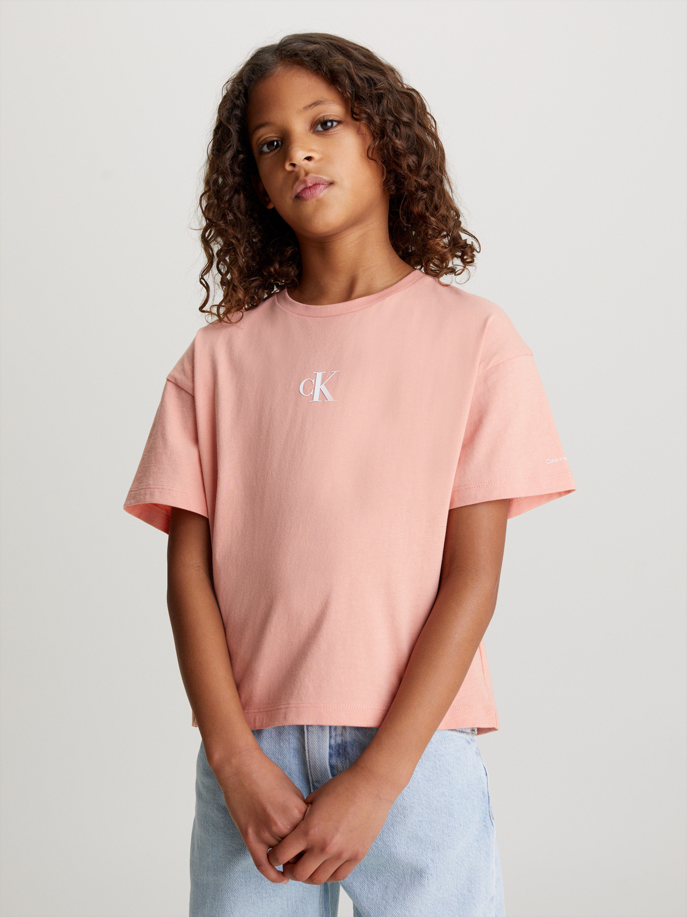 POLERA ALGODÓN NIÑA CALVIN KLEIN CK LOGO BOXY - 1