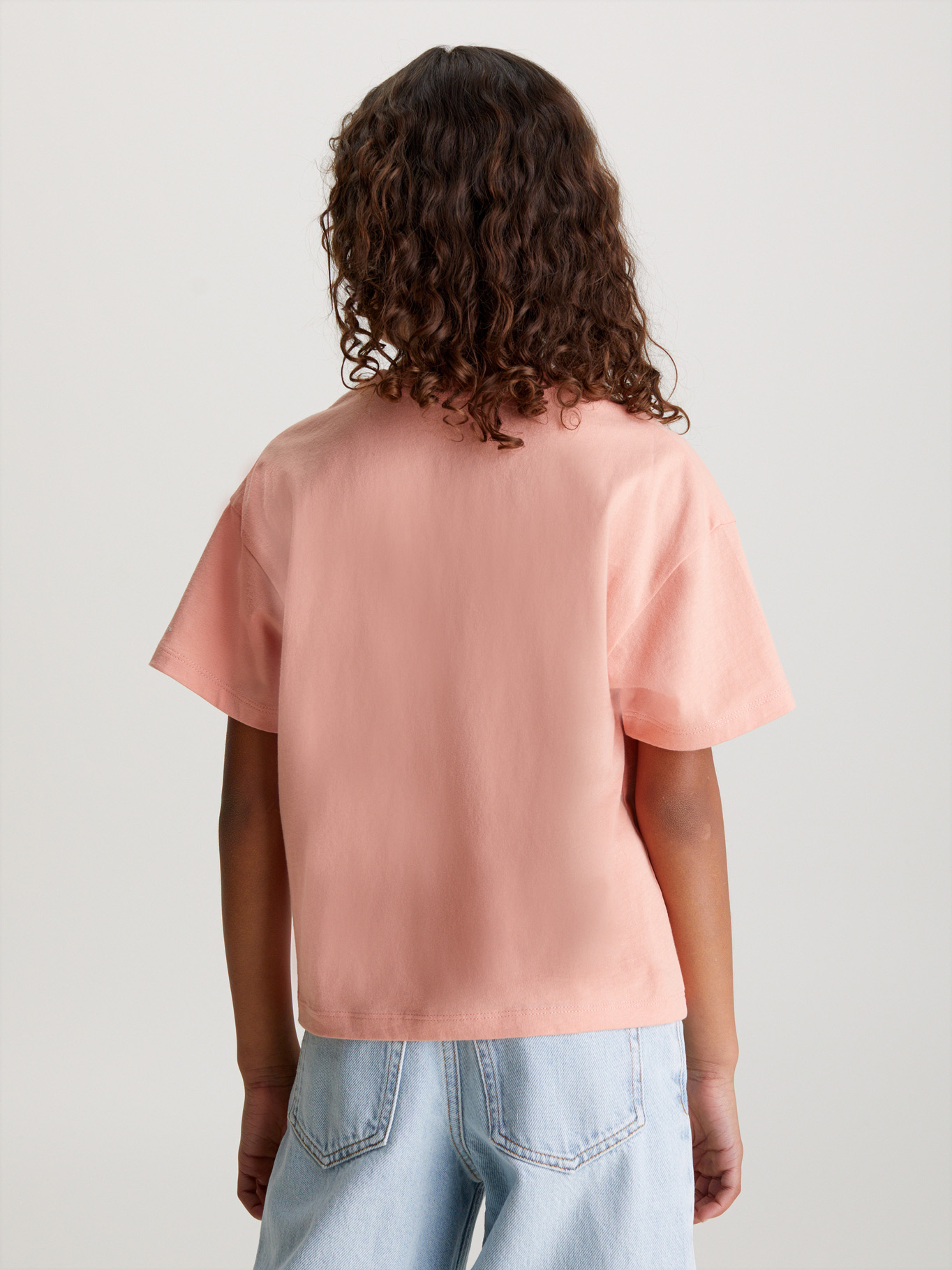 POLERA ALGODÓN NIÑA CALVIN KLEIN CK LOGO BOXY - 3