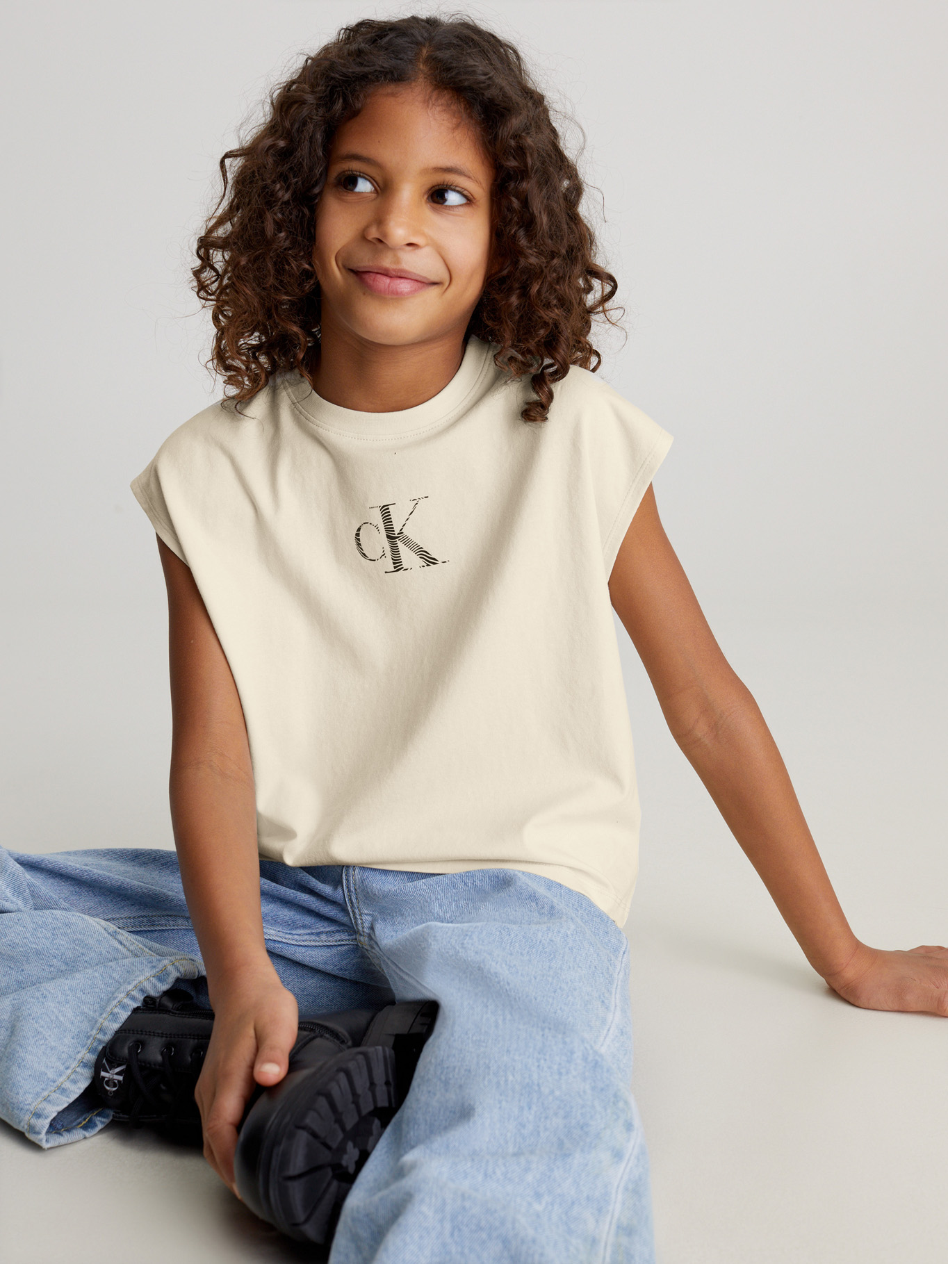 POLERA ALGODÓN NIÑA CALVIN KLEIN IRIDESCENT - 4