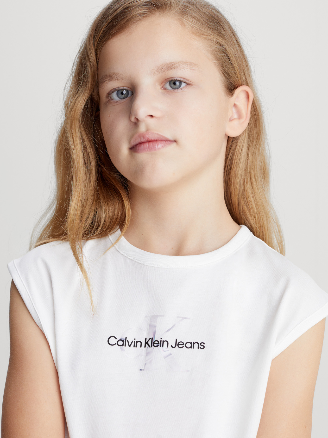 POLERA ALGODÓN NIÑO CALVIN KLEIN MONOLOGO RELAXED - 3