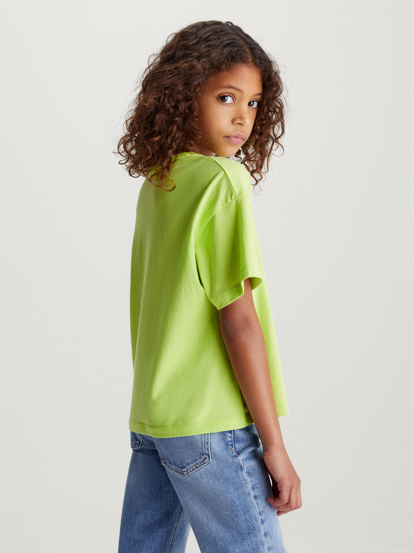 POLERA ALGODÓN NIÑA CALVIN KLEIN CK LOGO BOXY - 3