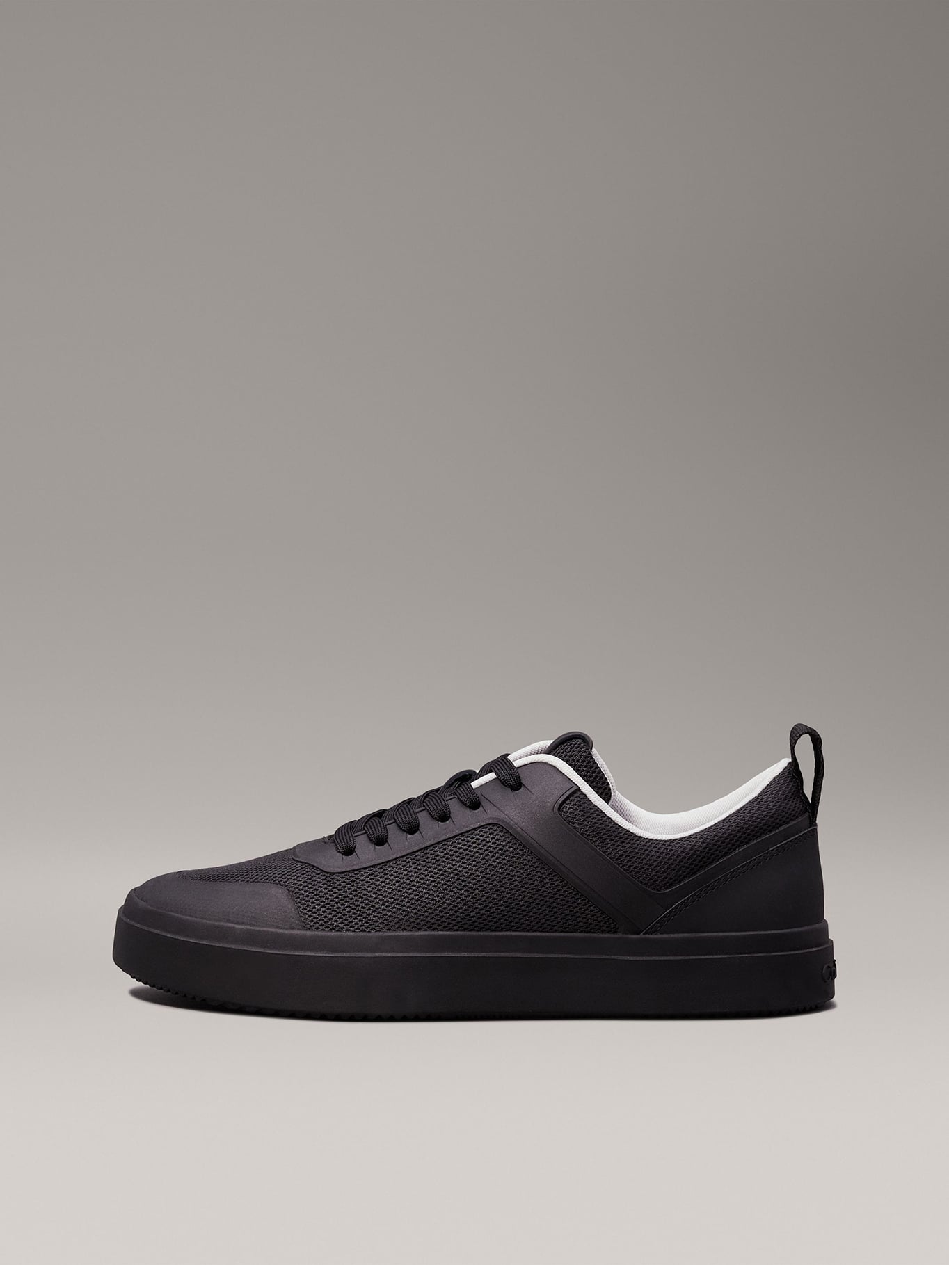 ZAPATILLAS LOW TOP LACE UP KNIT - 6