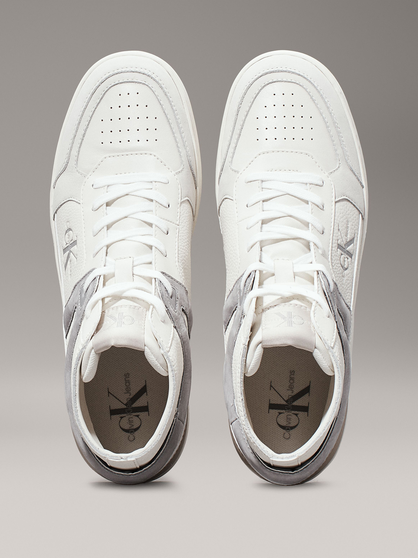 ZAPATILLAS DE CUERO BASKET CUP MID - 3