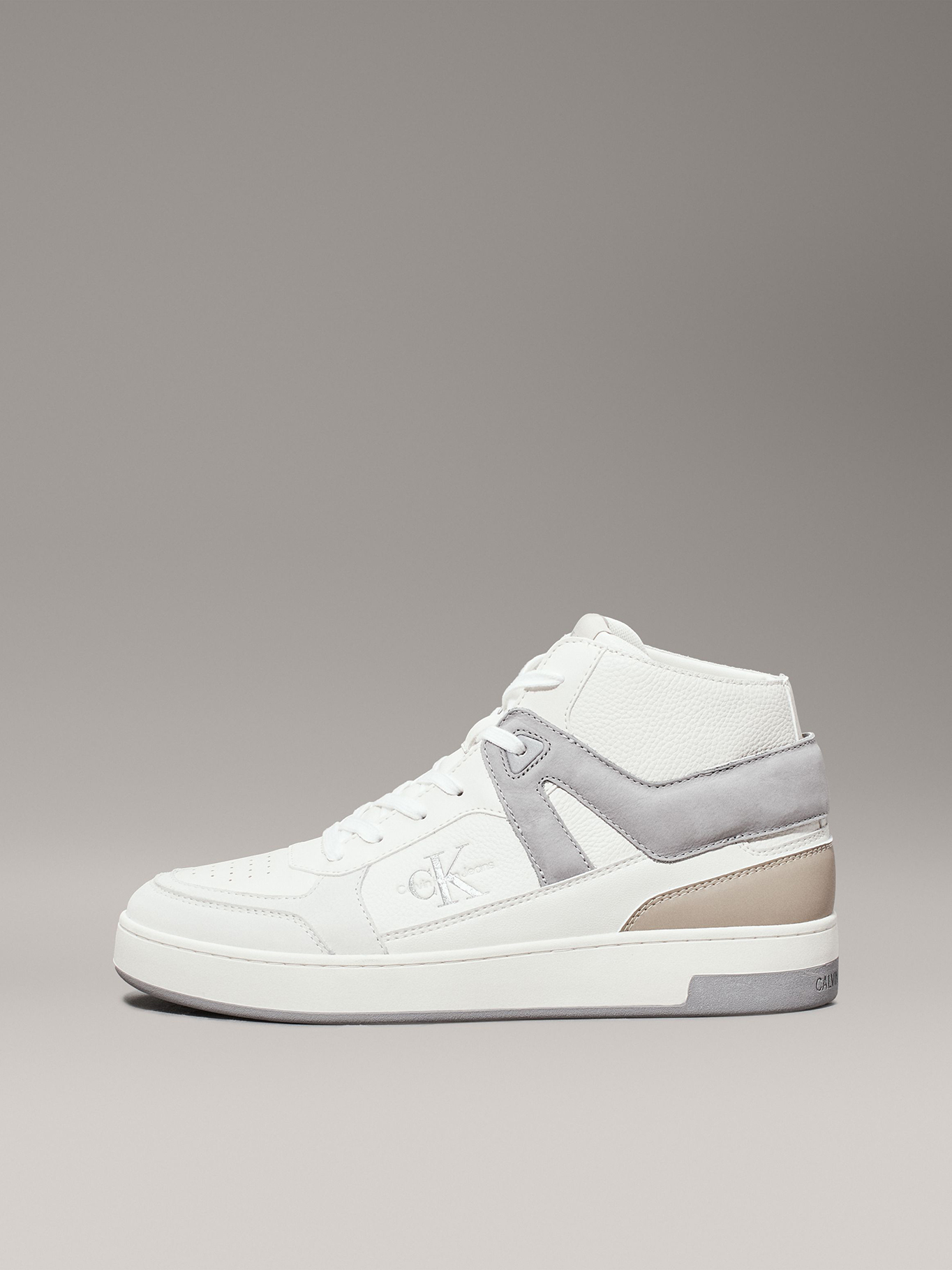 ZAPATILLAS DE CUERO BASKET CUP MID - 6