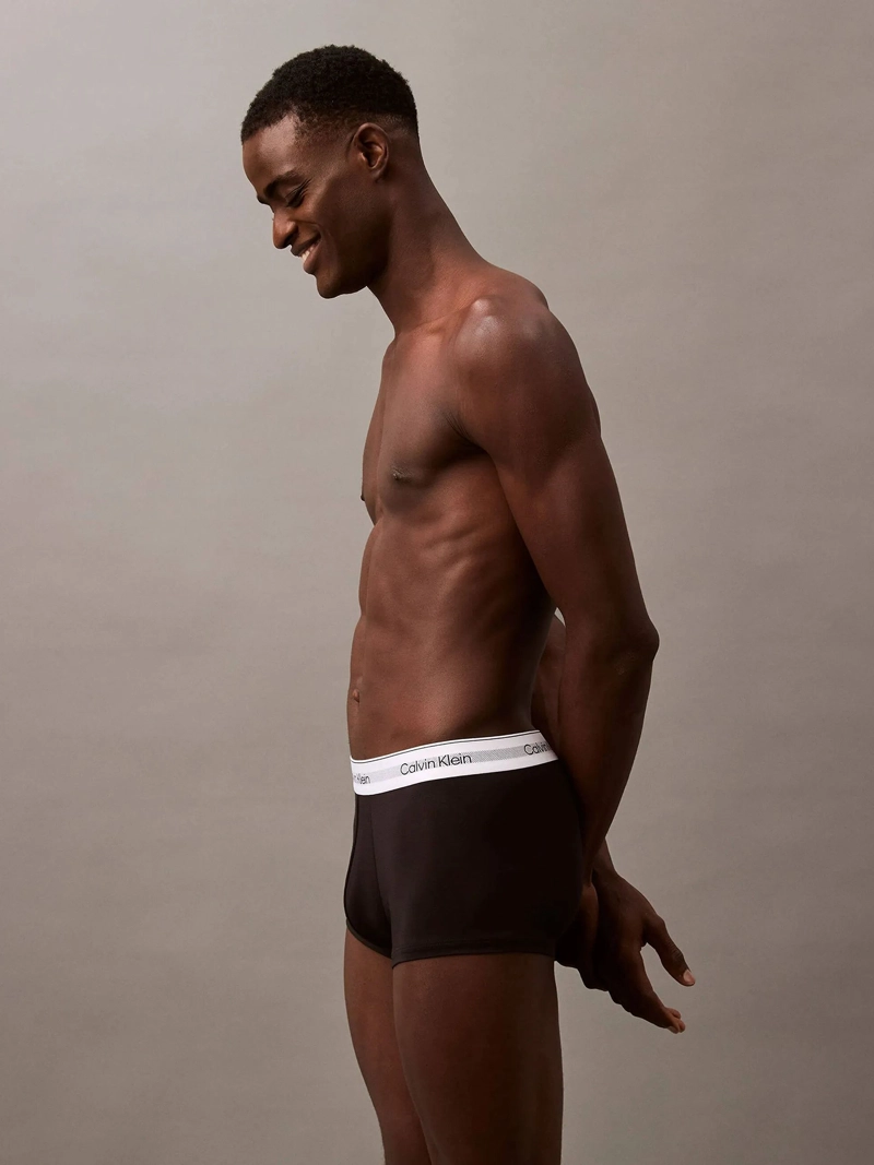 PACK 3 BÓXER HOMBRE CALVIN KLEIN NEGRO LOW RISE TRUNK MODERN AIR - 5
