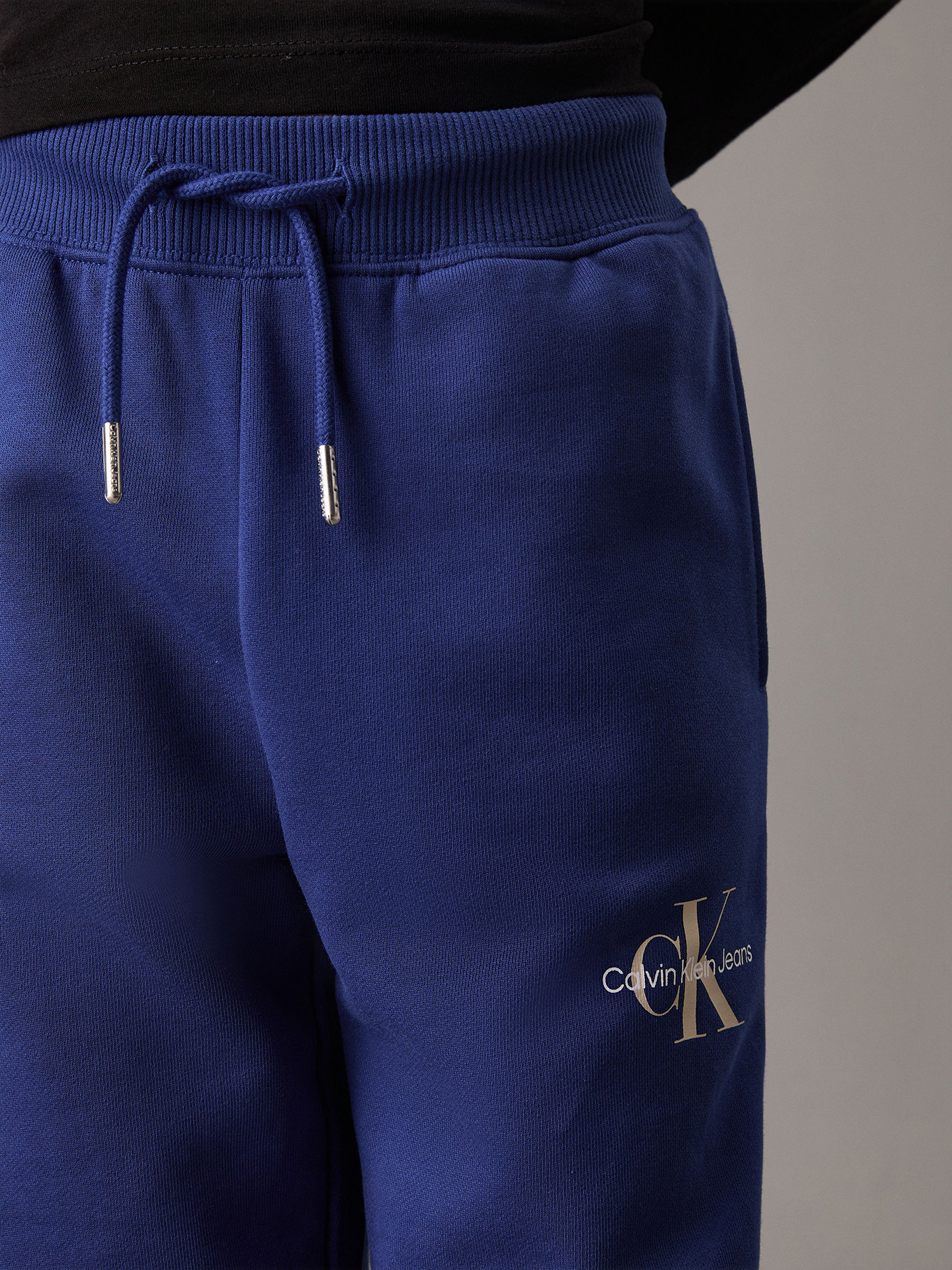 JOGGER NIÑO MONOGRAM LOGO - 7