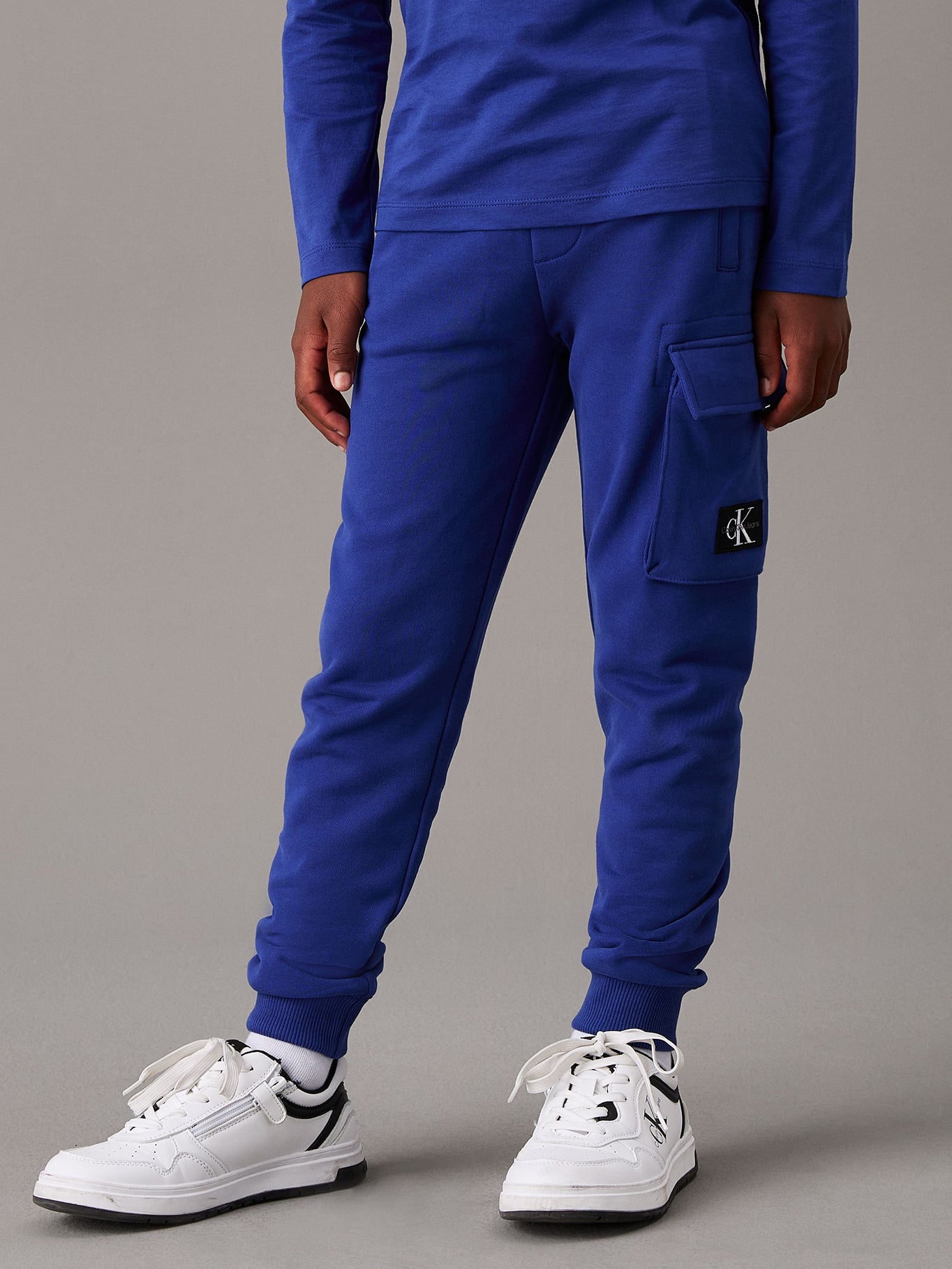 JOGGER NIÑO BADGE RELAXED - 1