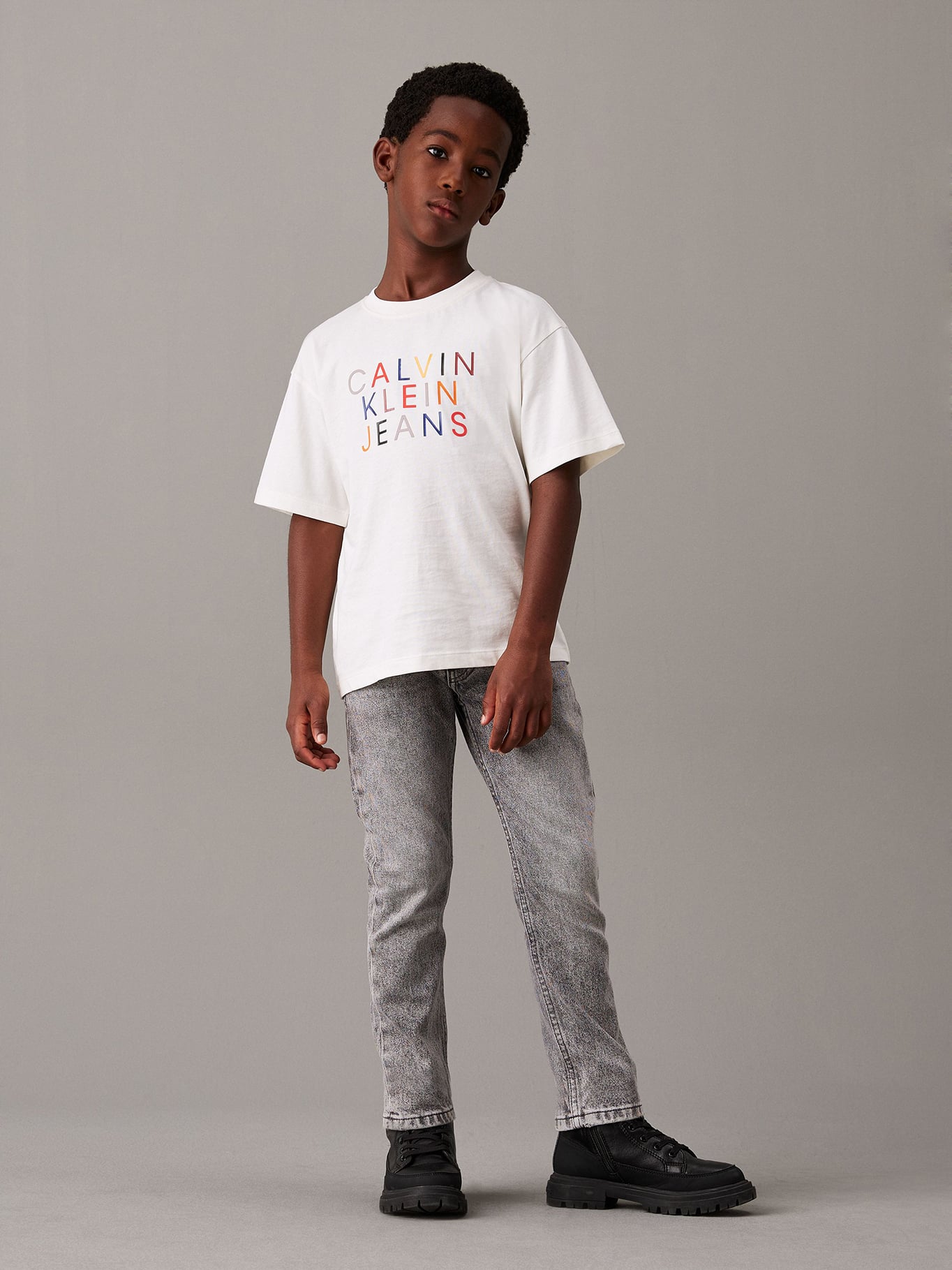 POLERA NIÑO LOGO GRAPHIC - 2