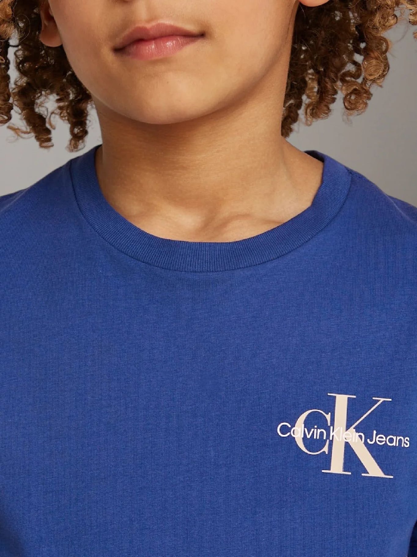 POLERA NIÑO CHEST MONOLOGO - 3