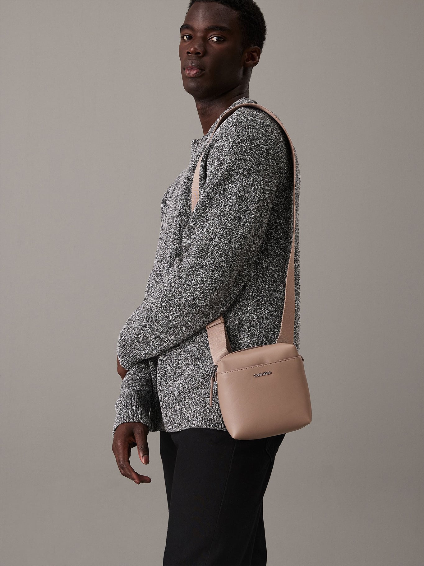BOLSO REPORTER ESSENTIAL CUBE - 2
