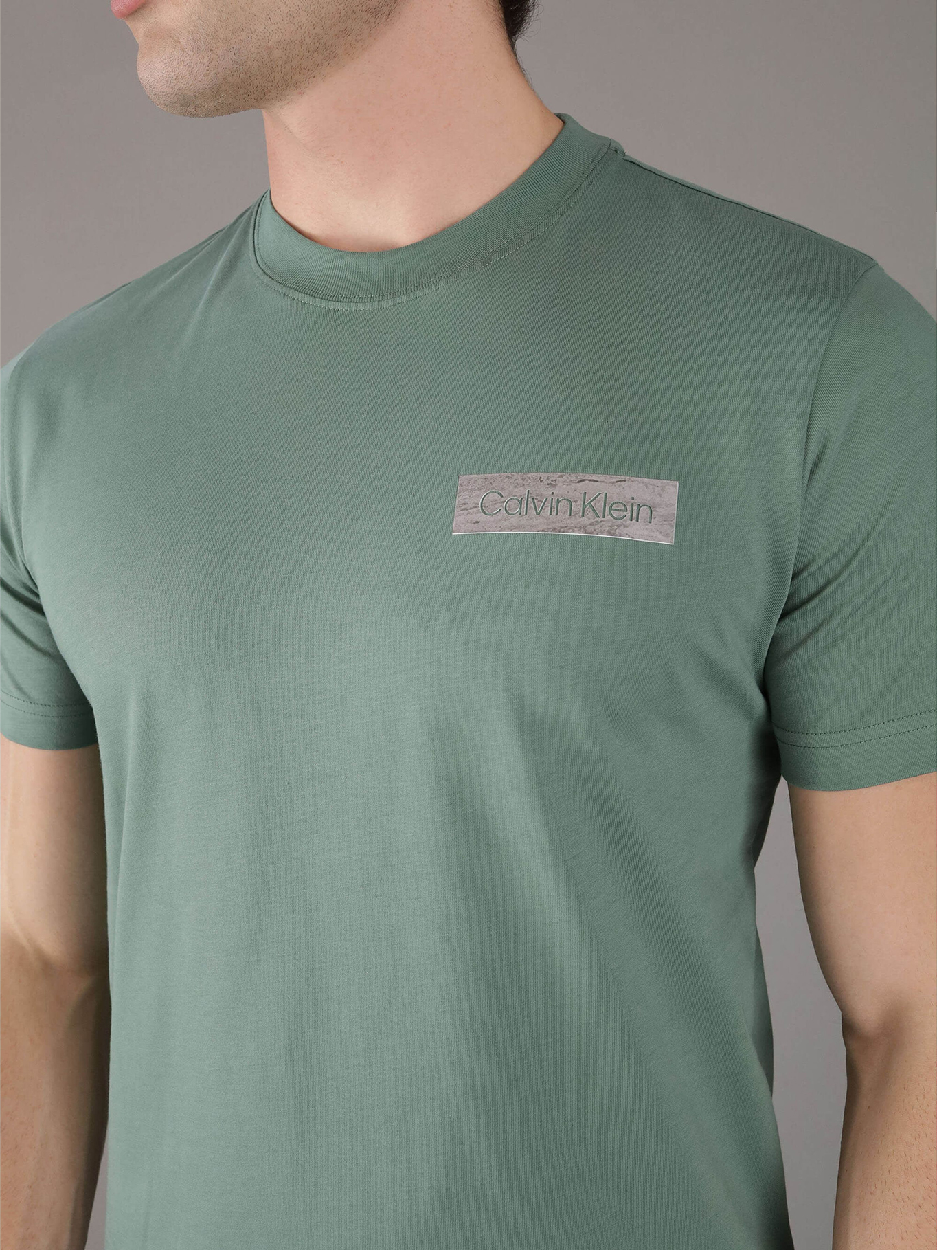 POLERA RAISED CONCRETE - 4