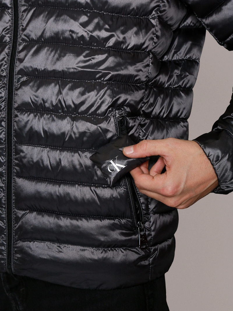 PARKA CON GORRO PACKABLE - 5