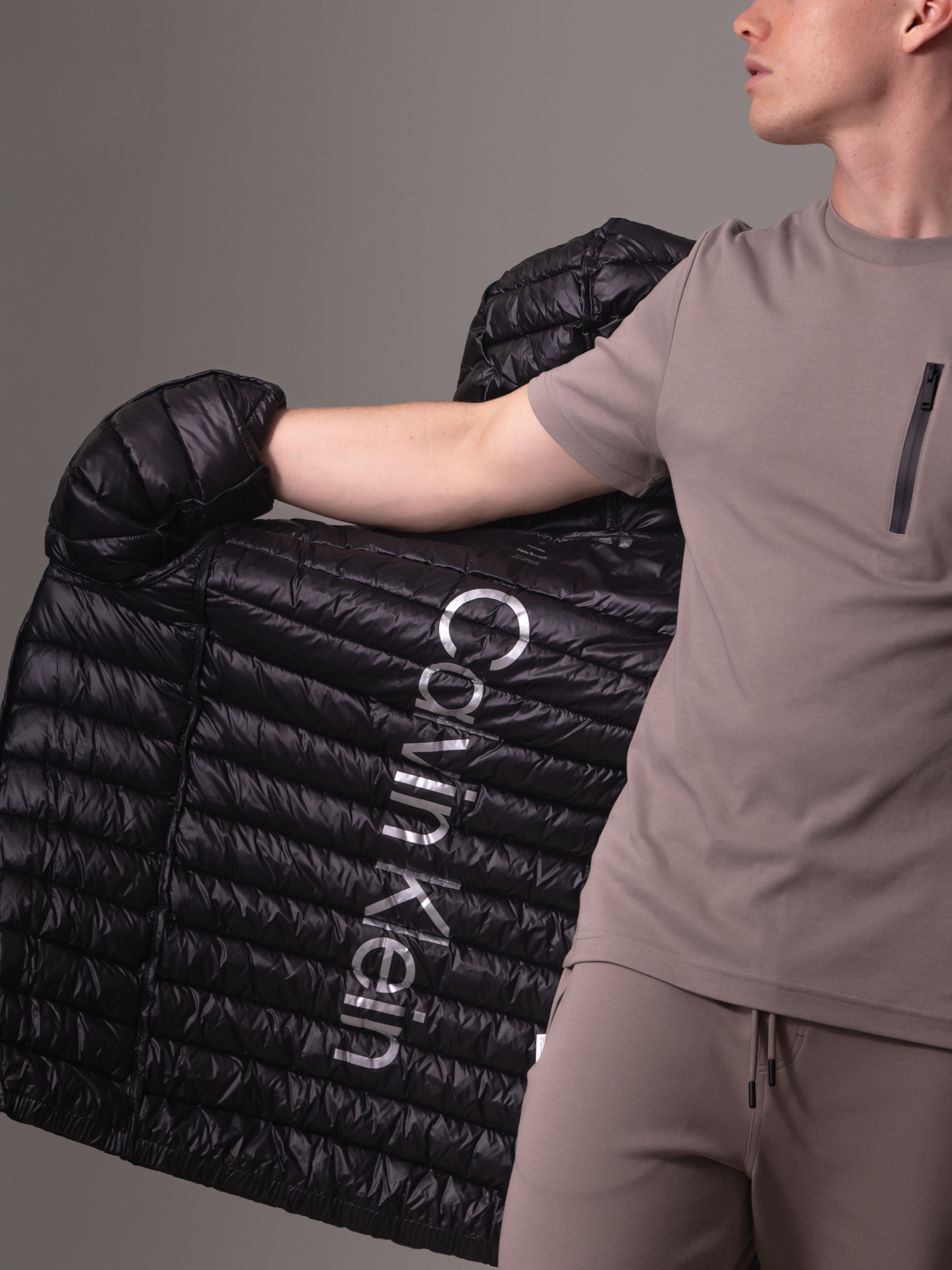 PARKA CON GORRO PACKABLE - 4