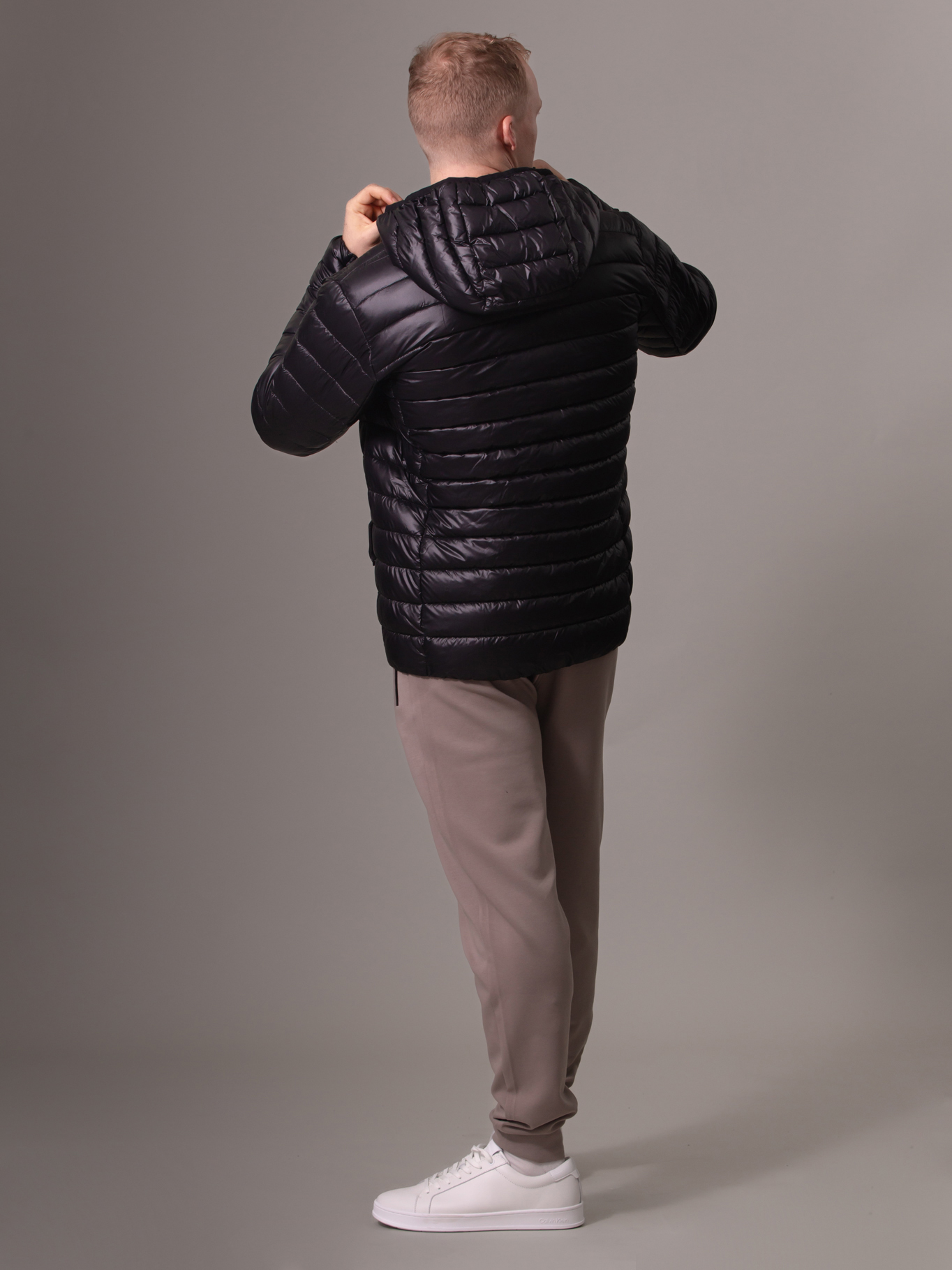PARKA CON GORRO PACKABLE - 6