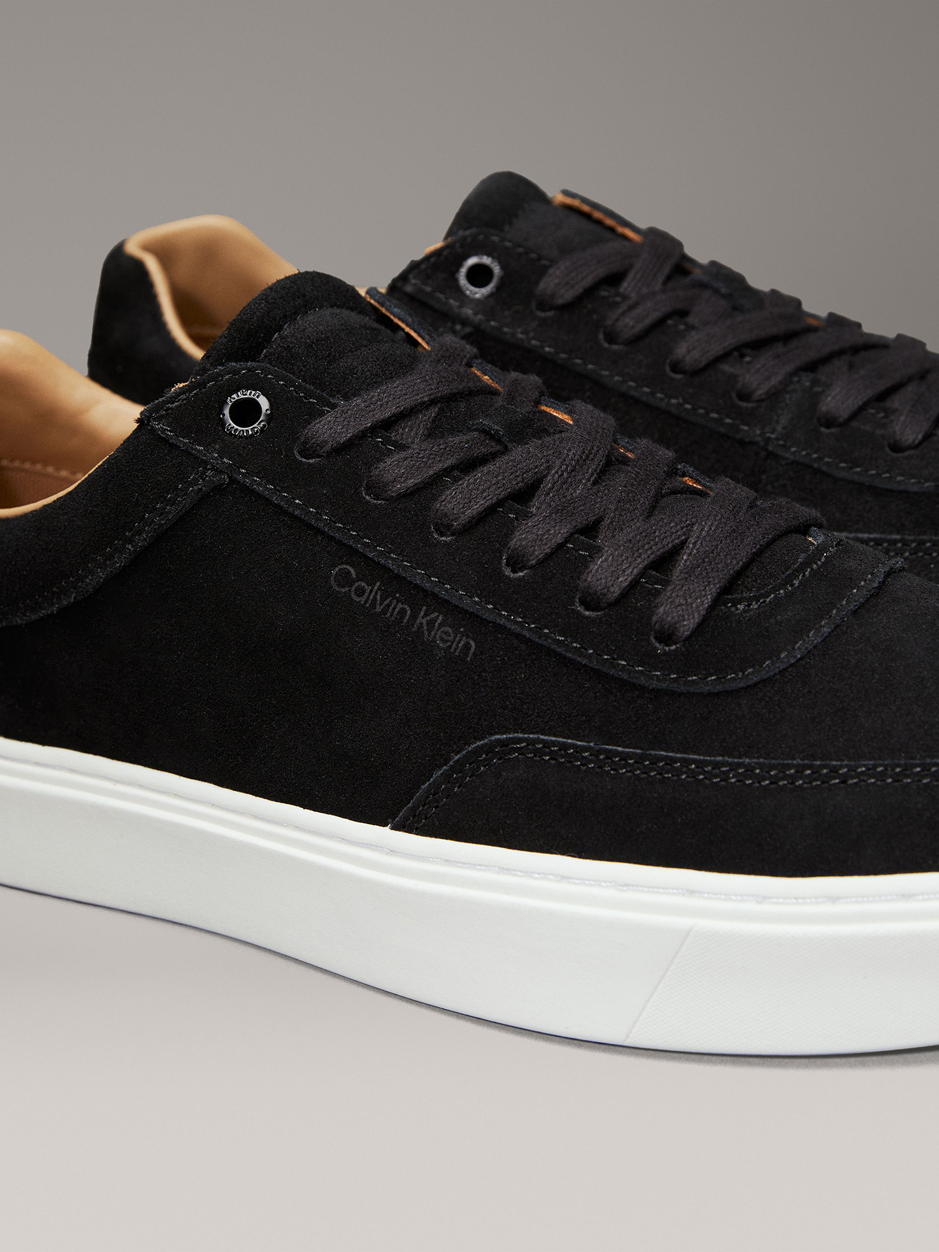 ZAPATILLAS LACE UP SUEDE - 7