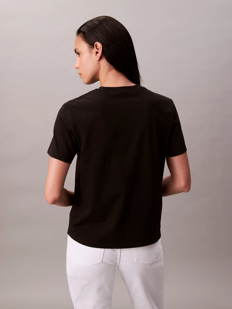 POLERA CLASICA CON MONOGRAMA ESTAMPADO - 3