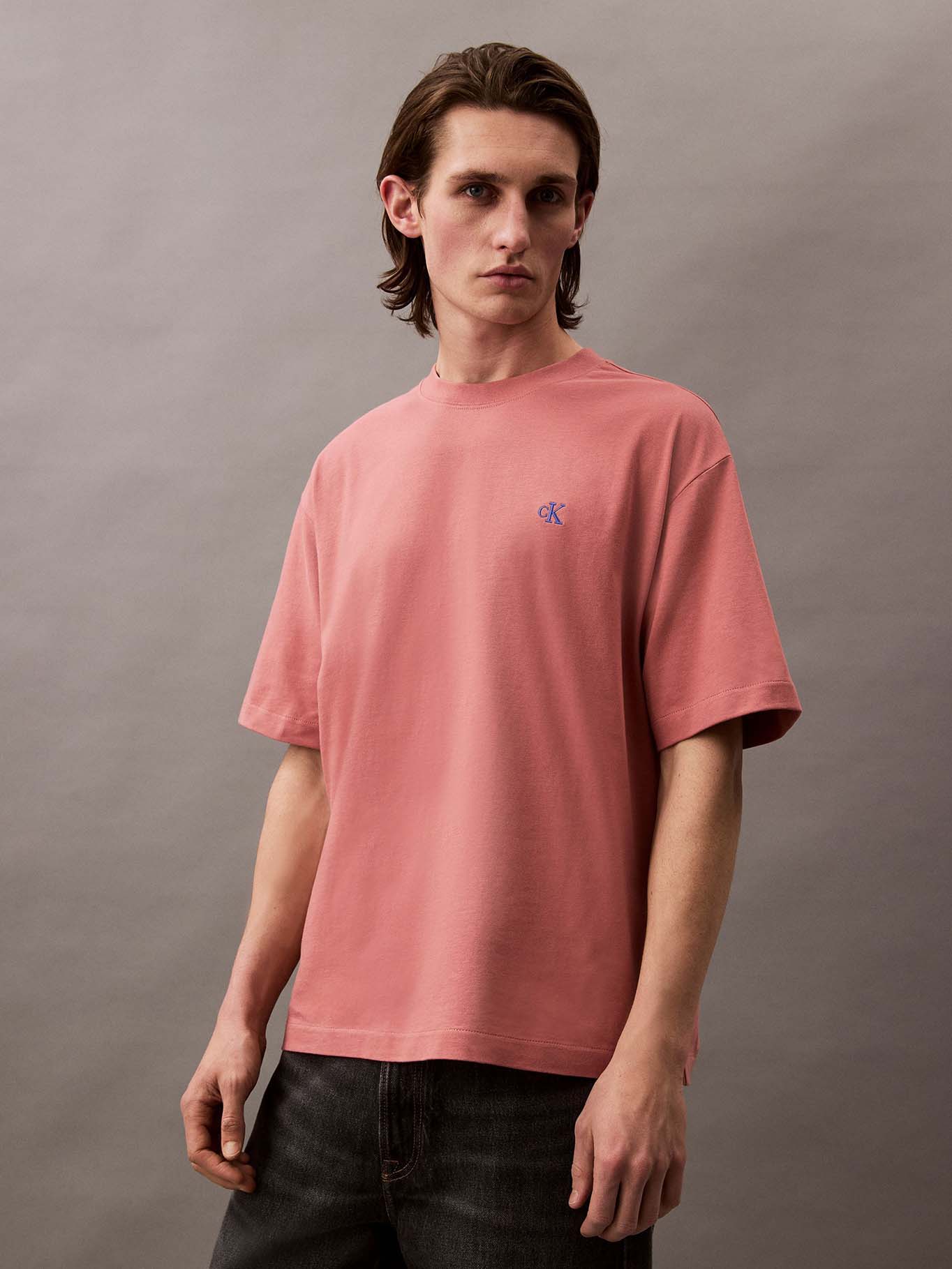 POLERA RELAXED CON MONOGRAMA ARCHIVE - 1