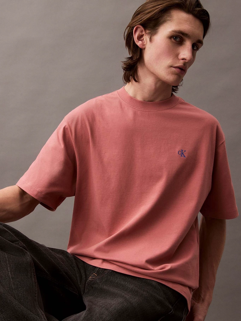 POLERA RELAXED CON MONOGRAMA ARCHIVE - 5