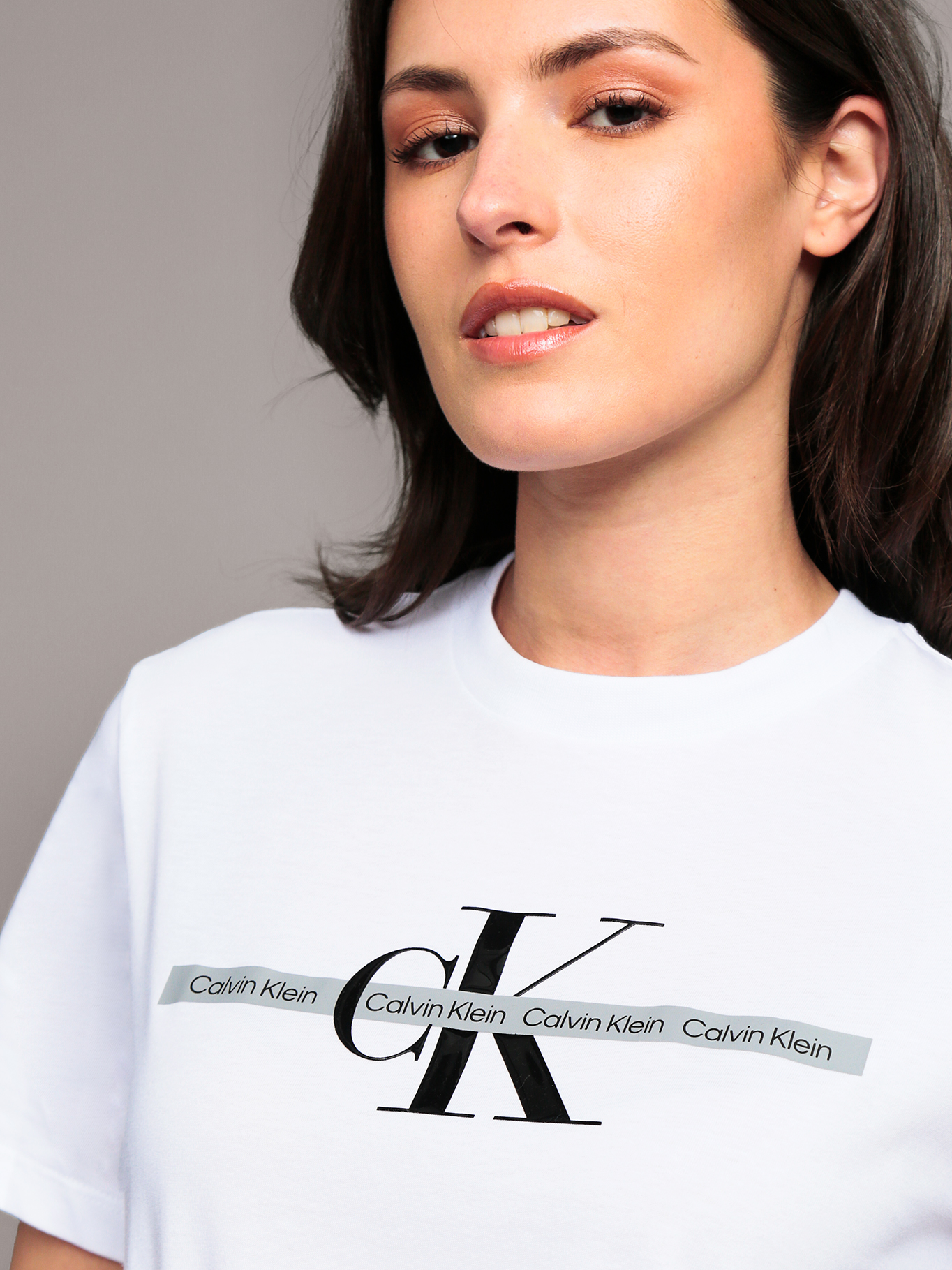 POLERA CLASSIC CON LOGO TAPE - 5
