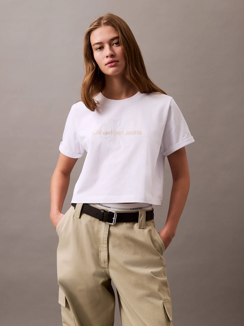 POLERA CROPPED CON LOGO BRILLANTE - 1