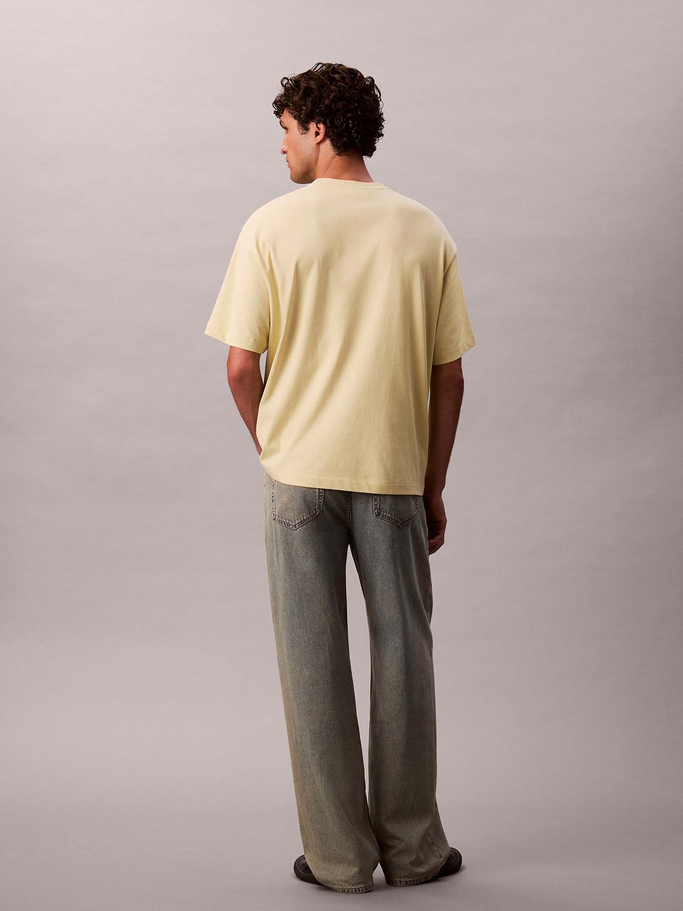 POLERA RELAXED CON MONOGRAMA ARCHIVE - 3