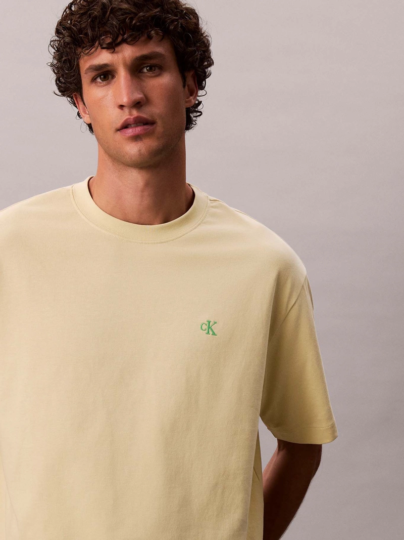 POLERA RELAXED CON MONOGRAMA ARCHIVE - 4