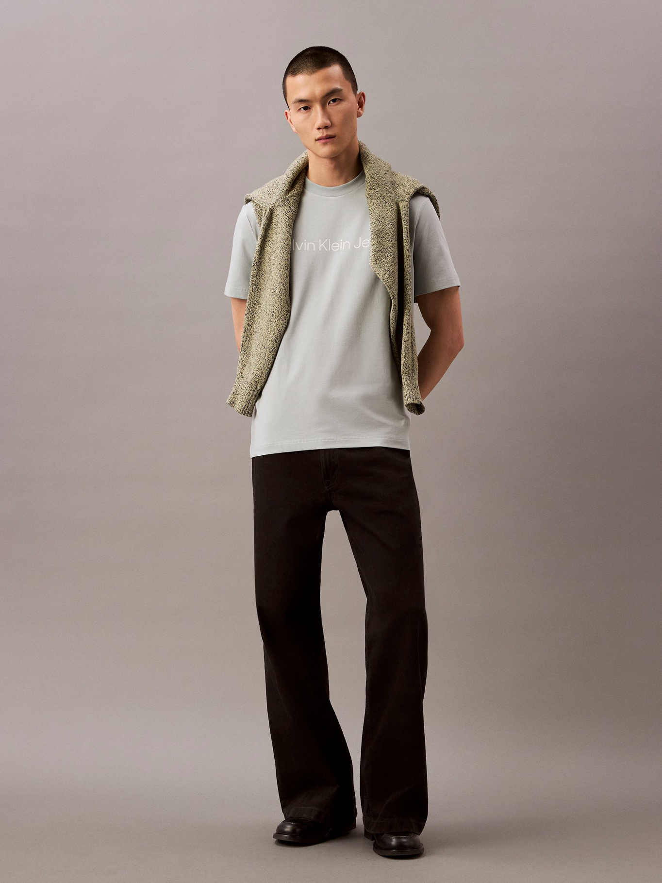 POLERA REGULAR CON LOGOTIPO - 2