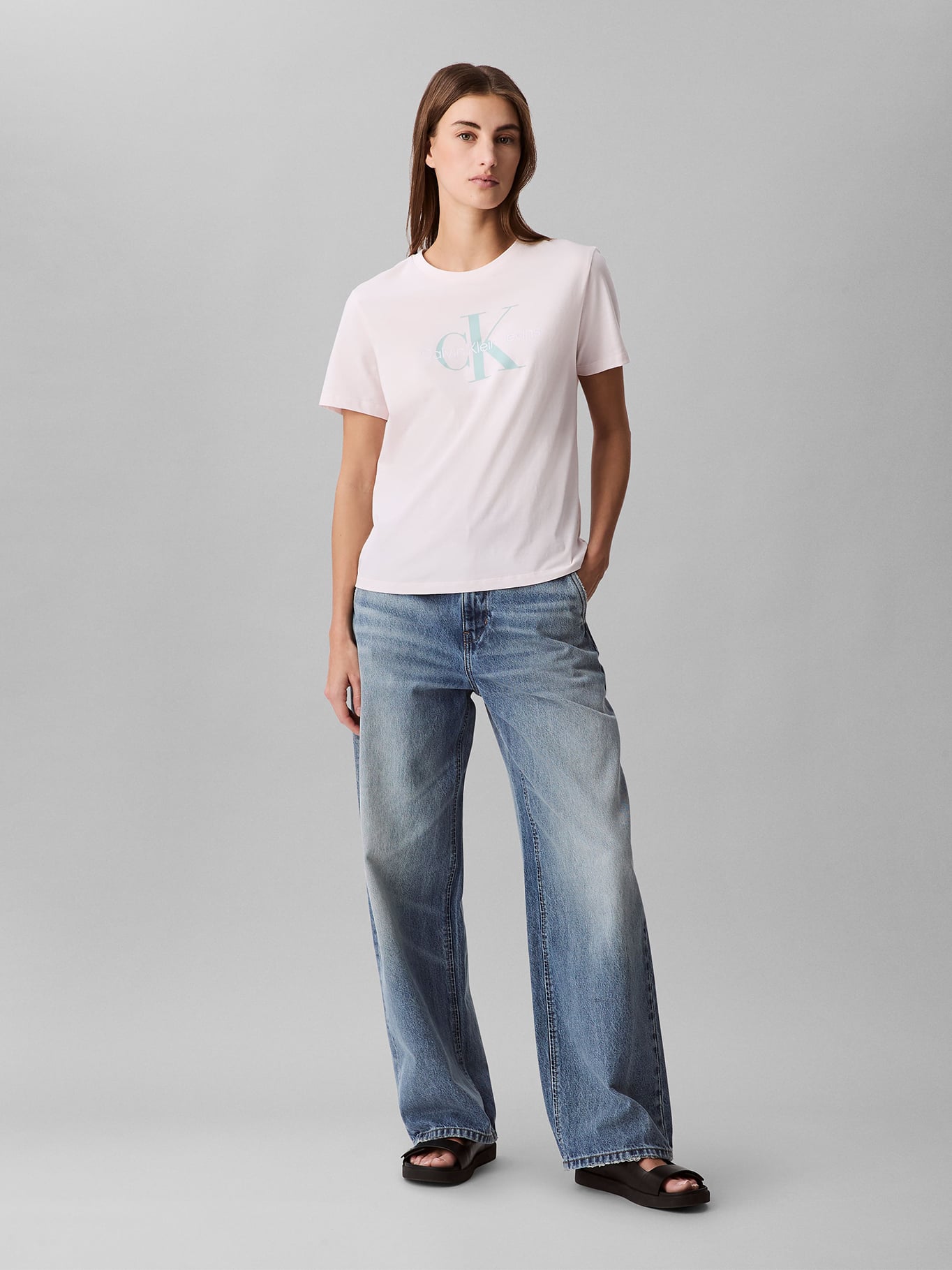 POLERA CLASICA CON LOGO - 2
