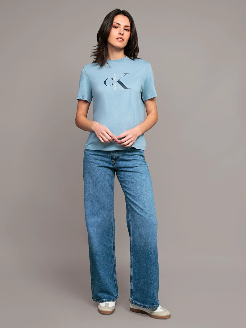 POLERA CLASSIC CON MONOGRAMA - 2