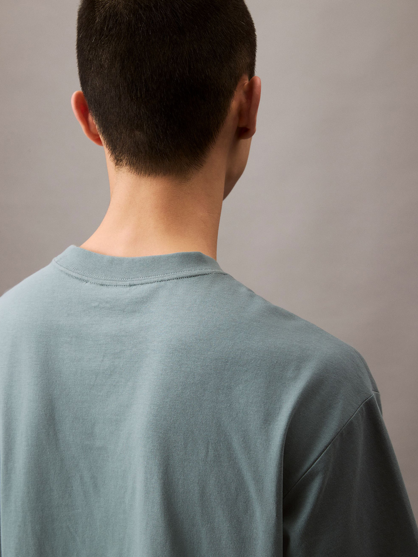 POLERA RELAXED CON MONOGRAMA ARCHIVE - 5