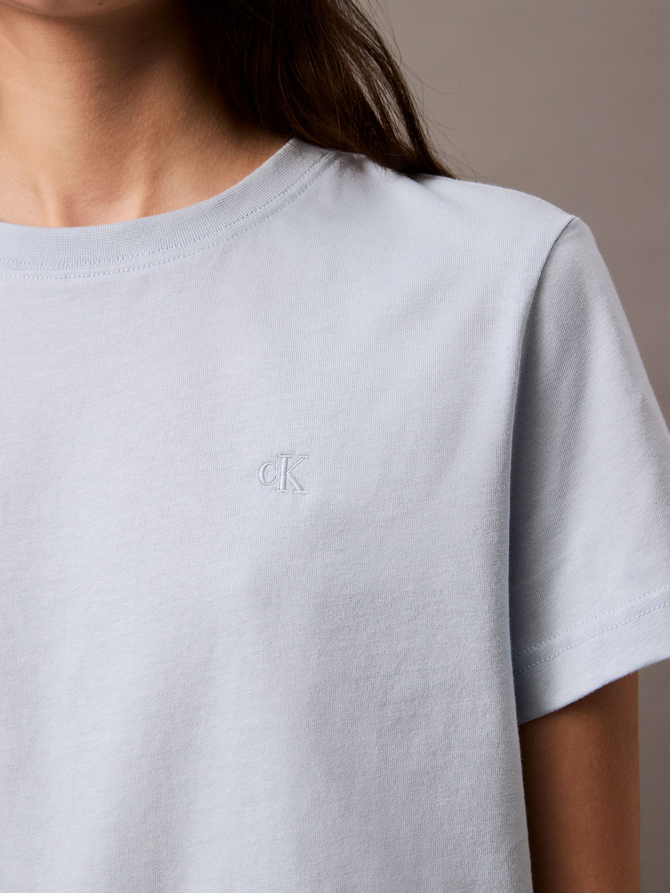 POLERA CON LOGO ARCHIVE - 5