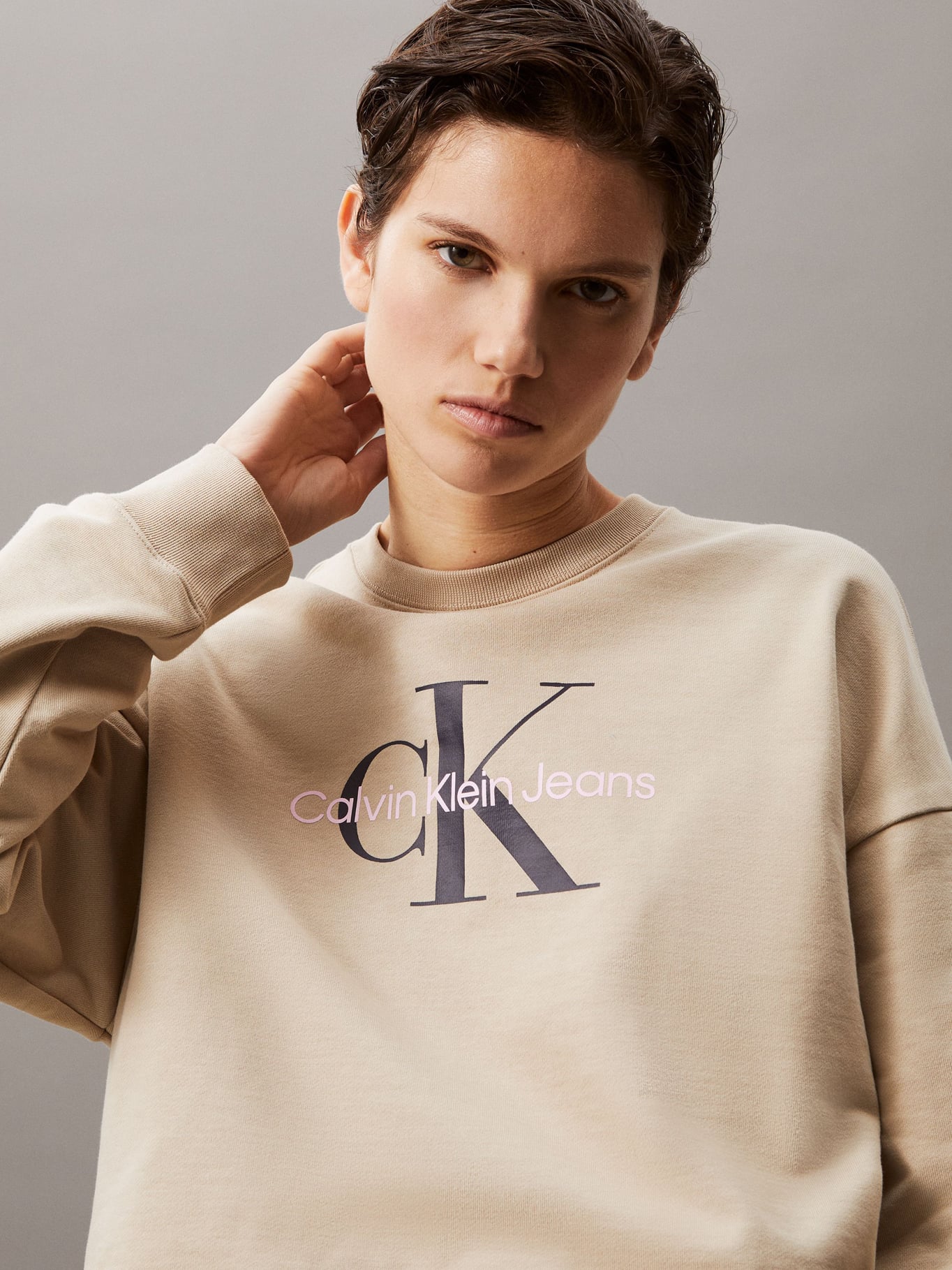 POLERON RELAXED CON LOGO ESTAMPADO - 4