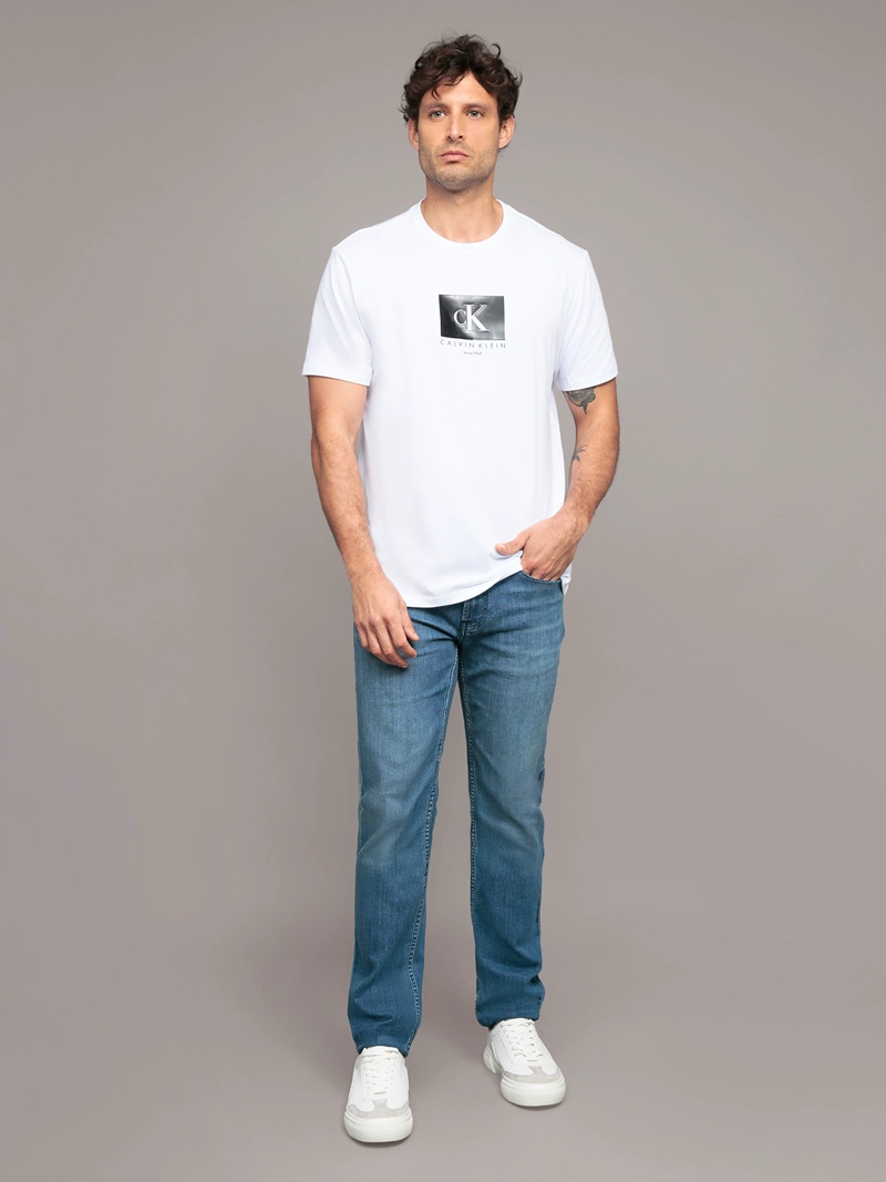 POLERA BOX MONOLOGO GRAPHIC - 2