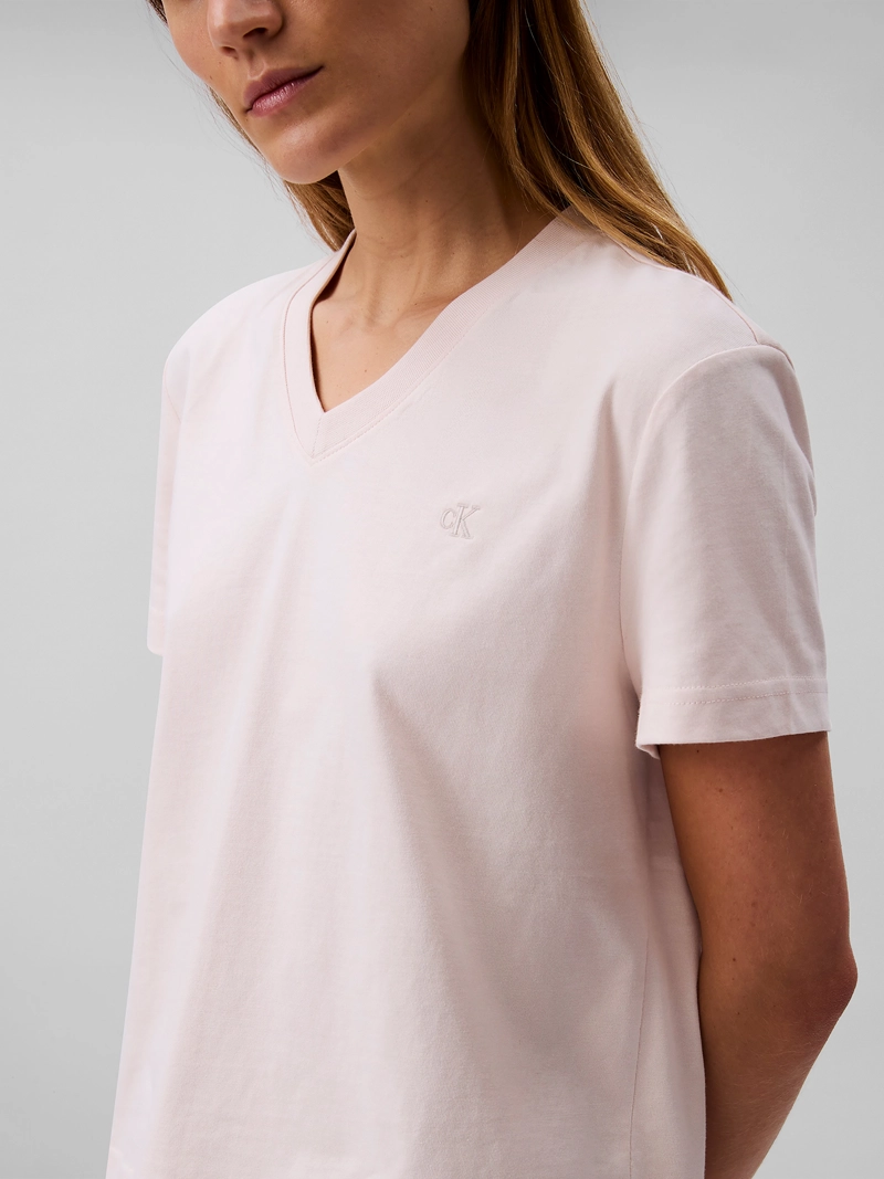 POLERA CON LOGO ARCHIVE - 4