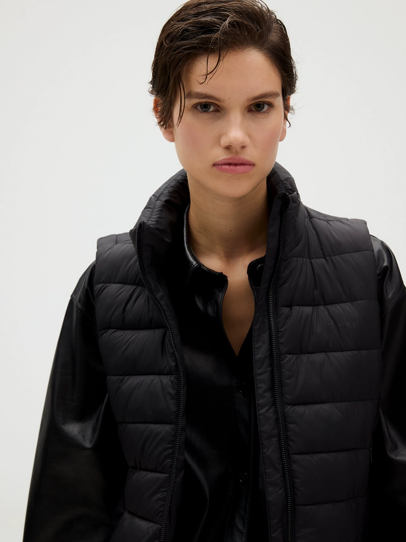 CHAQUETA SIN MANGAS MIXED MEDIA PUFFER - 4