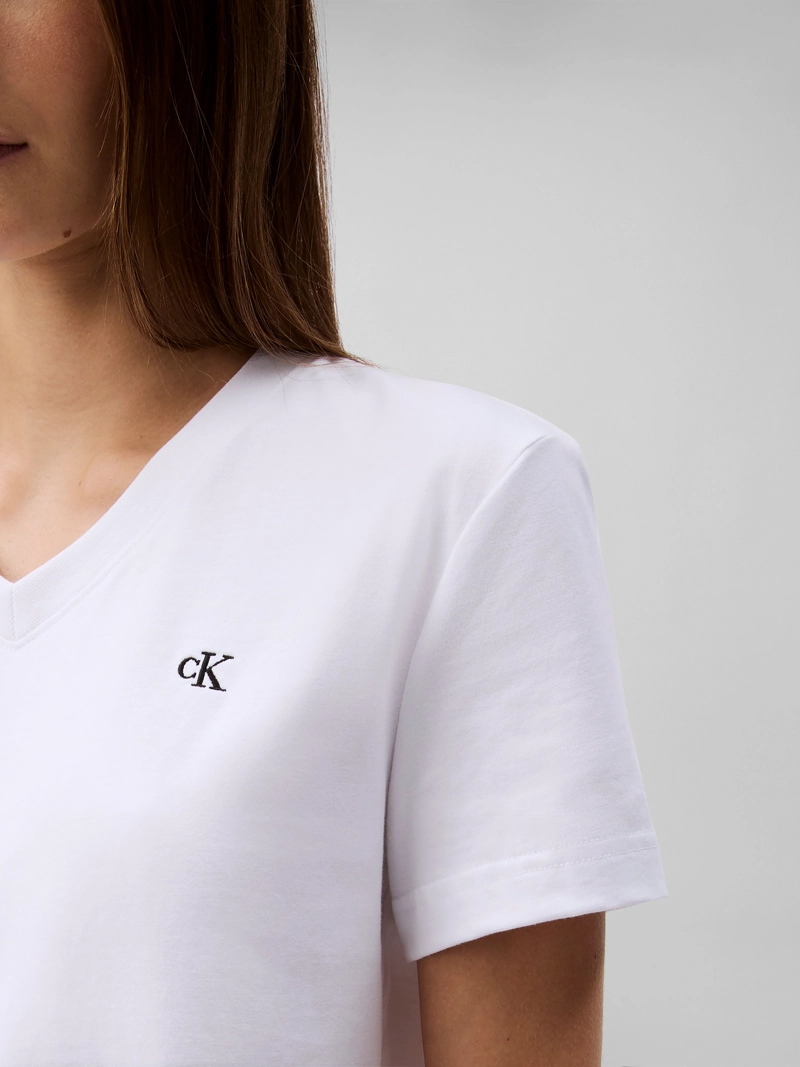 POLERA CON LOGO ARCHIVE - 4