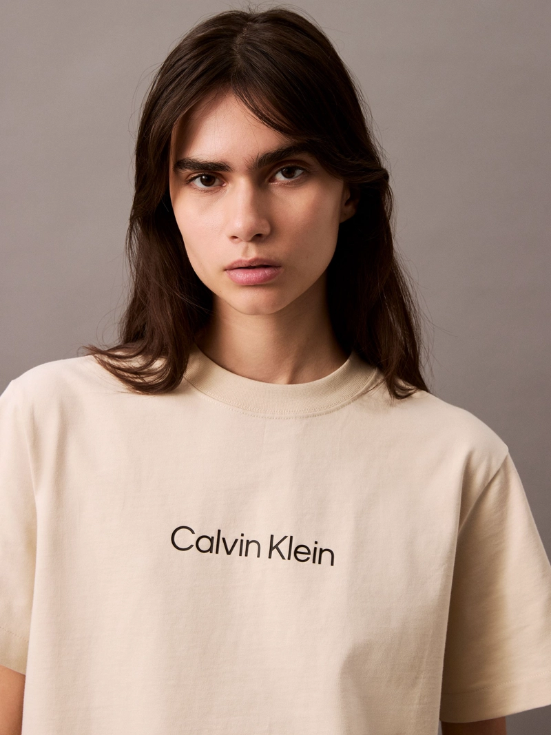 POLERA RELAXED LOGO ESTANDAR - 4