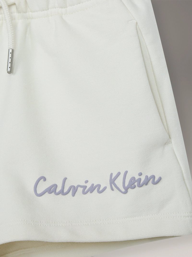 SHORT NIÑA SCRIPT LOGO - 3