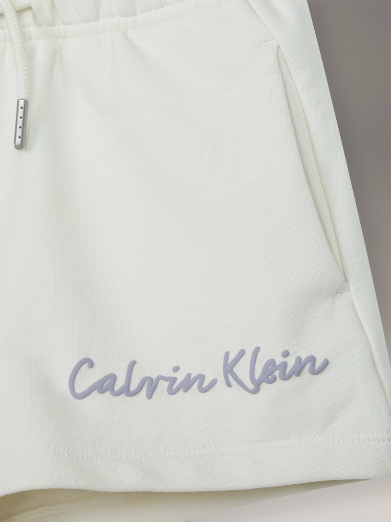 SHORT NIÑA SCRIPT LOGO - 3
