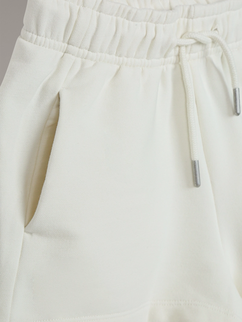 SHORT NIÑA SCRIPT LOGO - 4