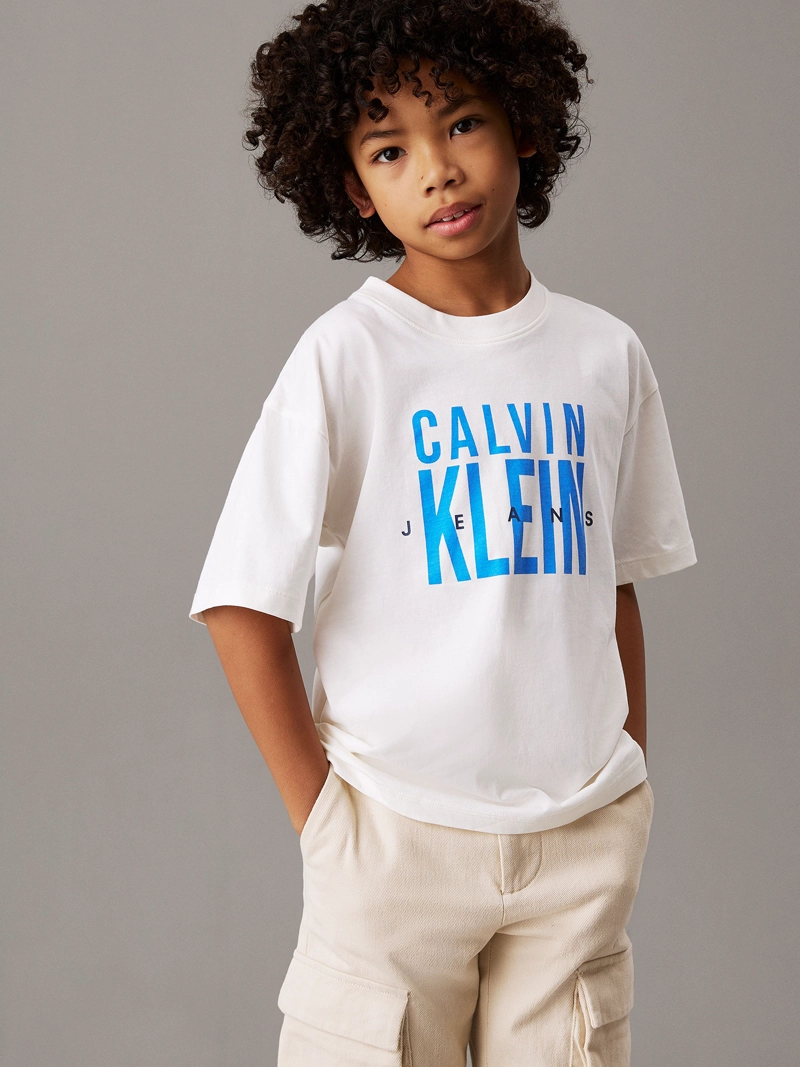 POLERA NIÑO BOLD CKJ GRAPHIC - 1