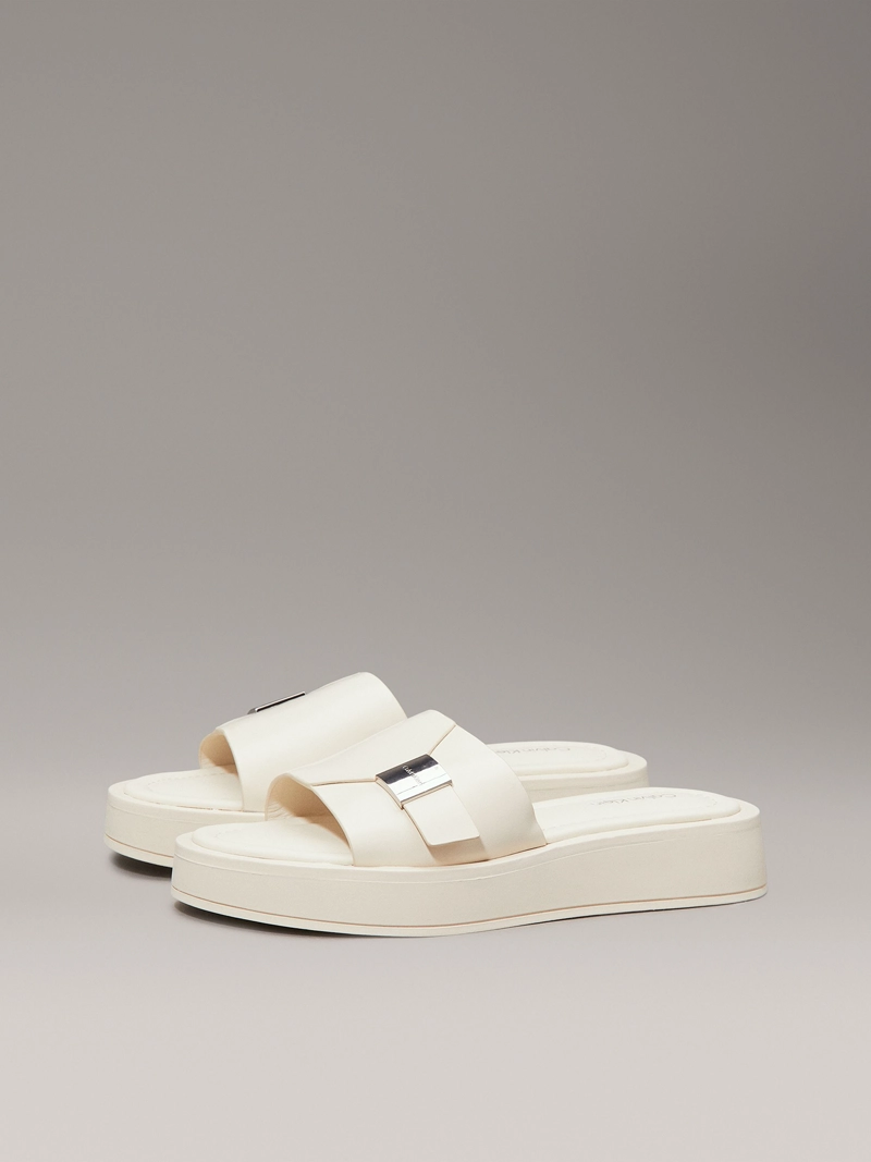 SANDALIAS DE CUERO FLATFORM - 1