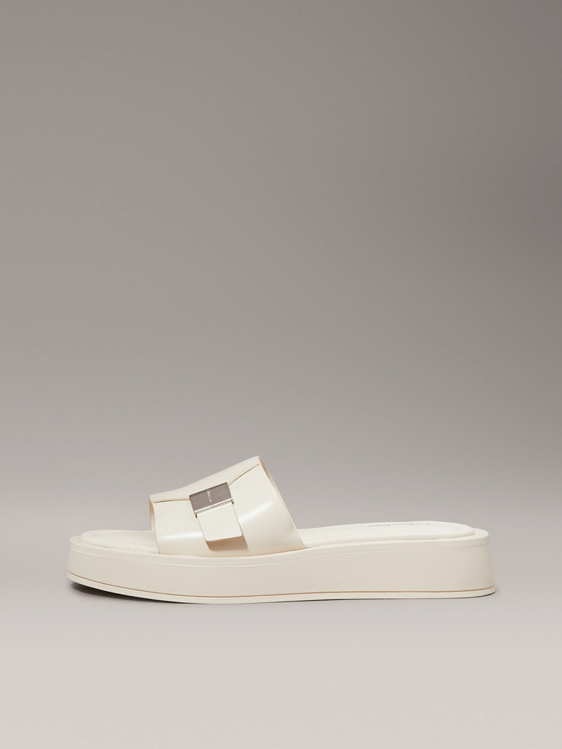 SANDALIAS DE CUERO FLATFORM - 6