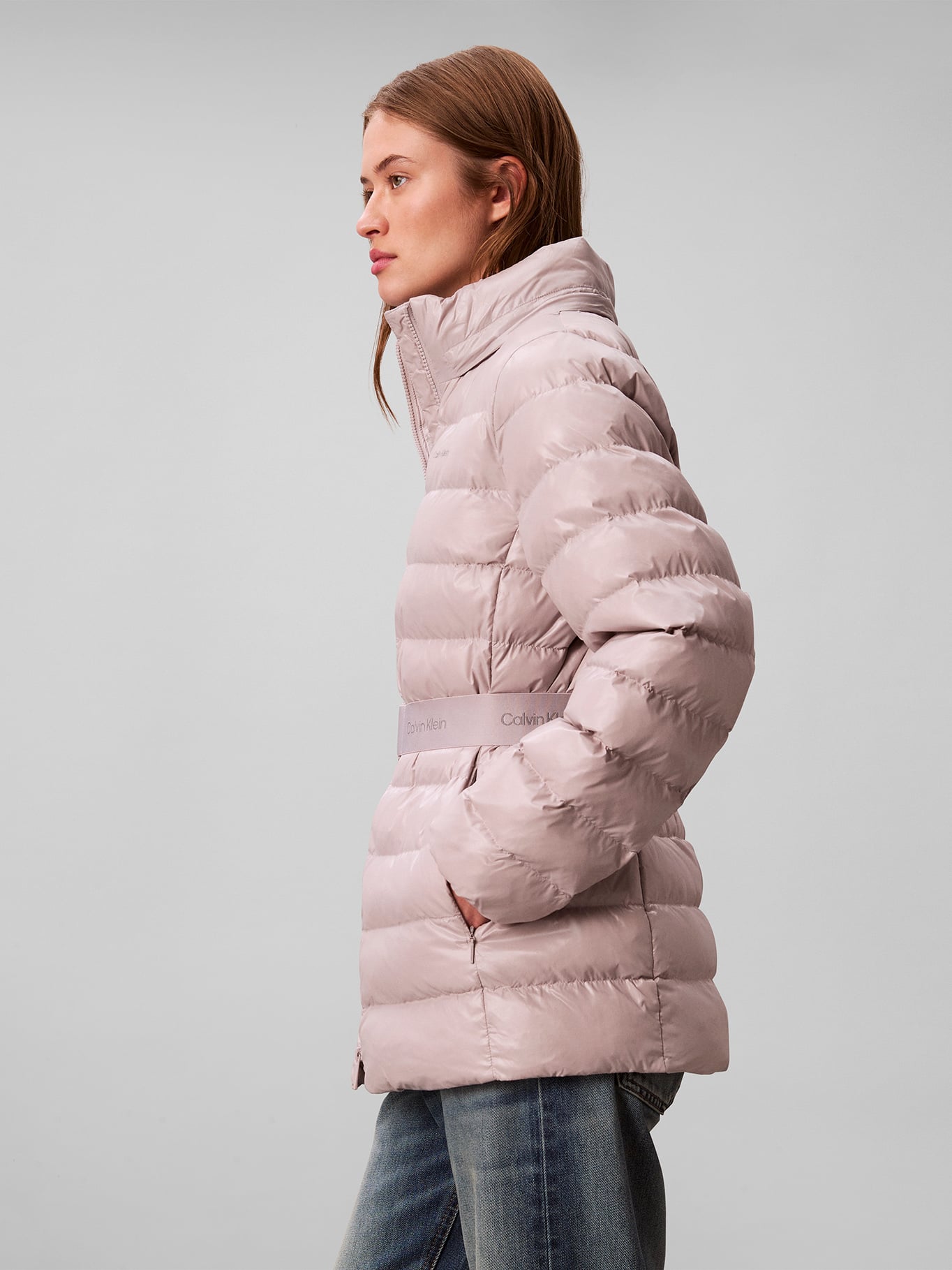 PARKA PUFFER DE PLUMAS LIGERA CON CINTURON - 4