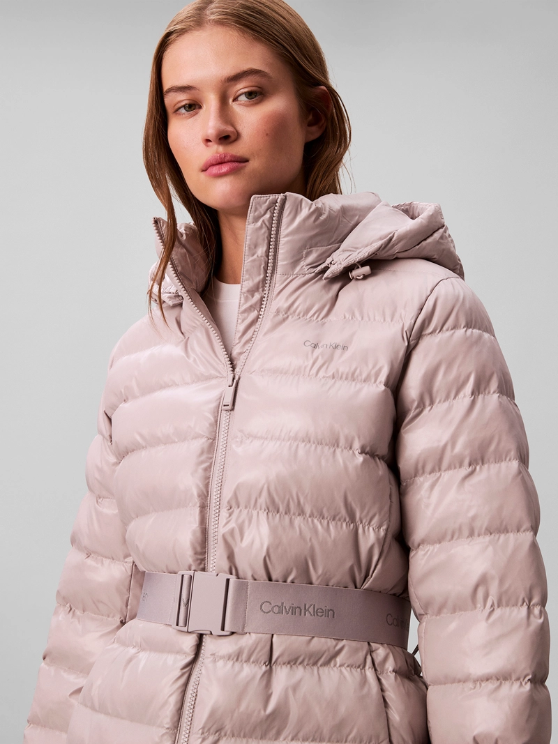 PARKA PUFFER DE PLUMAS LIGERA CON CINTURON - 5