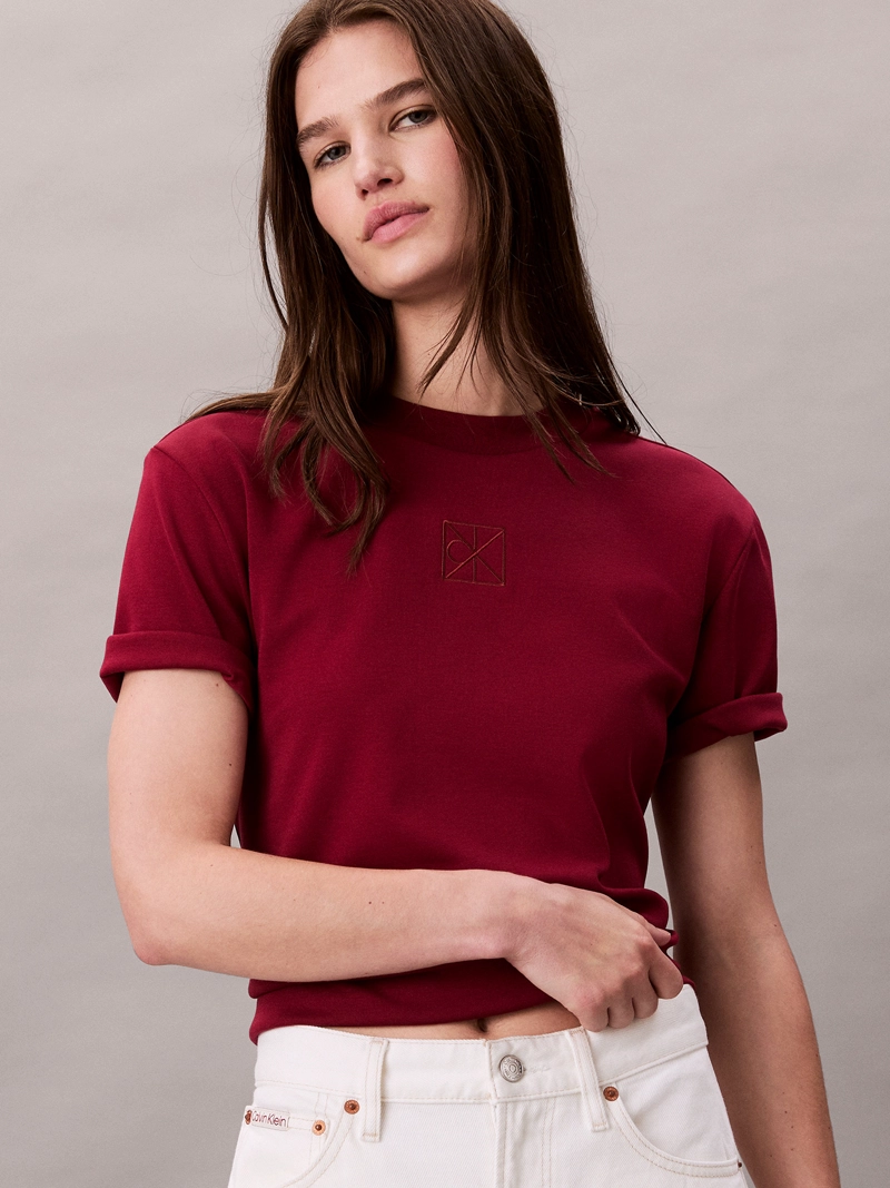 POLERA INTERLOCK CON EMBLEMA CK - 4