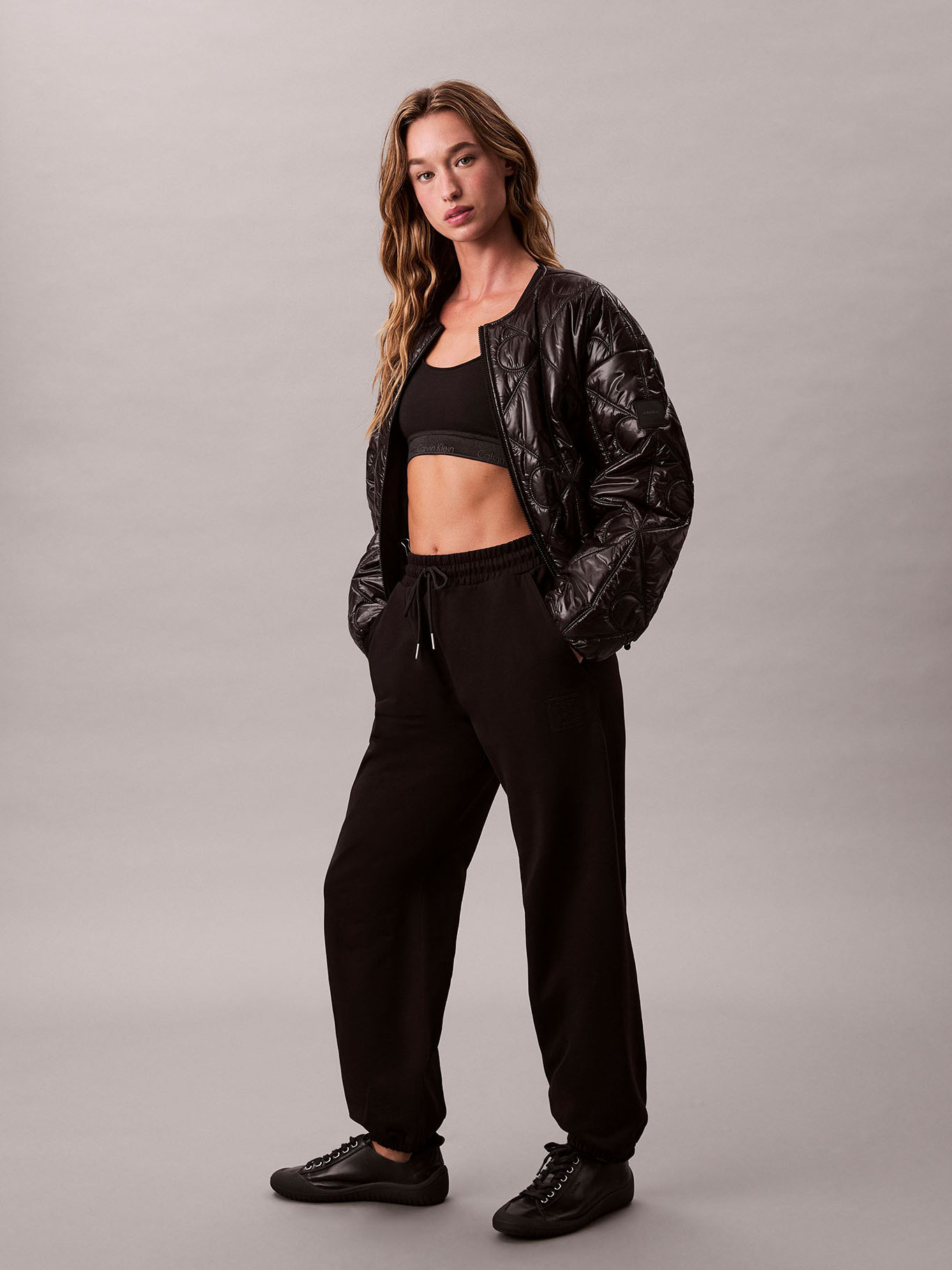 PANTALON DE CHANDAL HOLGADO - 4