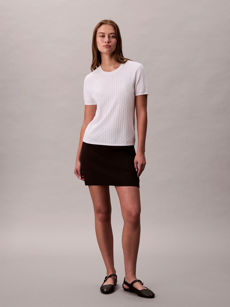 BLUSA EN TEJIDO CALADO - 2