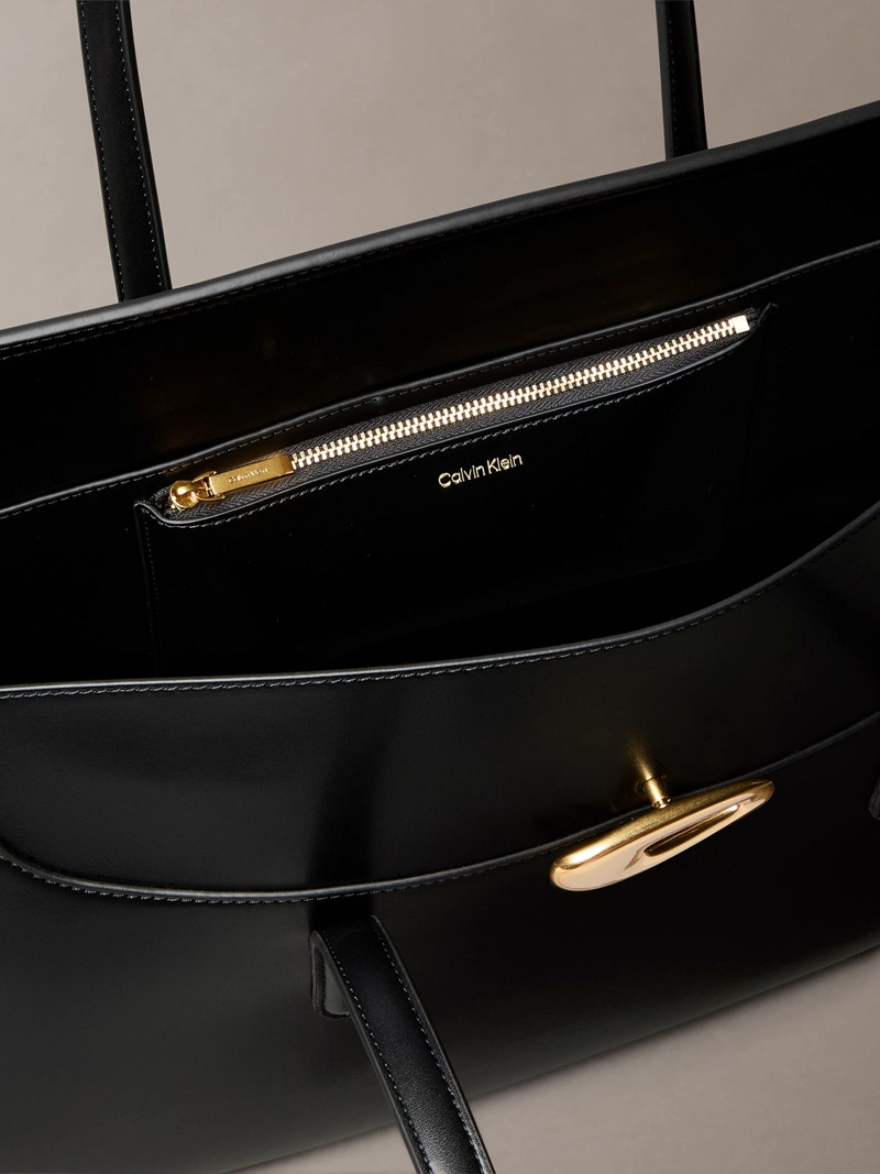 CARTERA TOTE CON SOLAPA SUPERIOR - 4