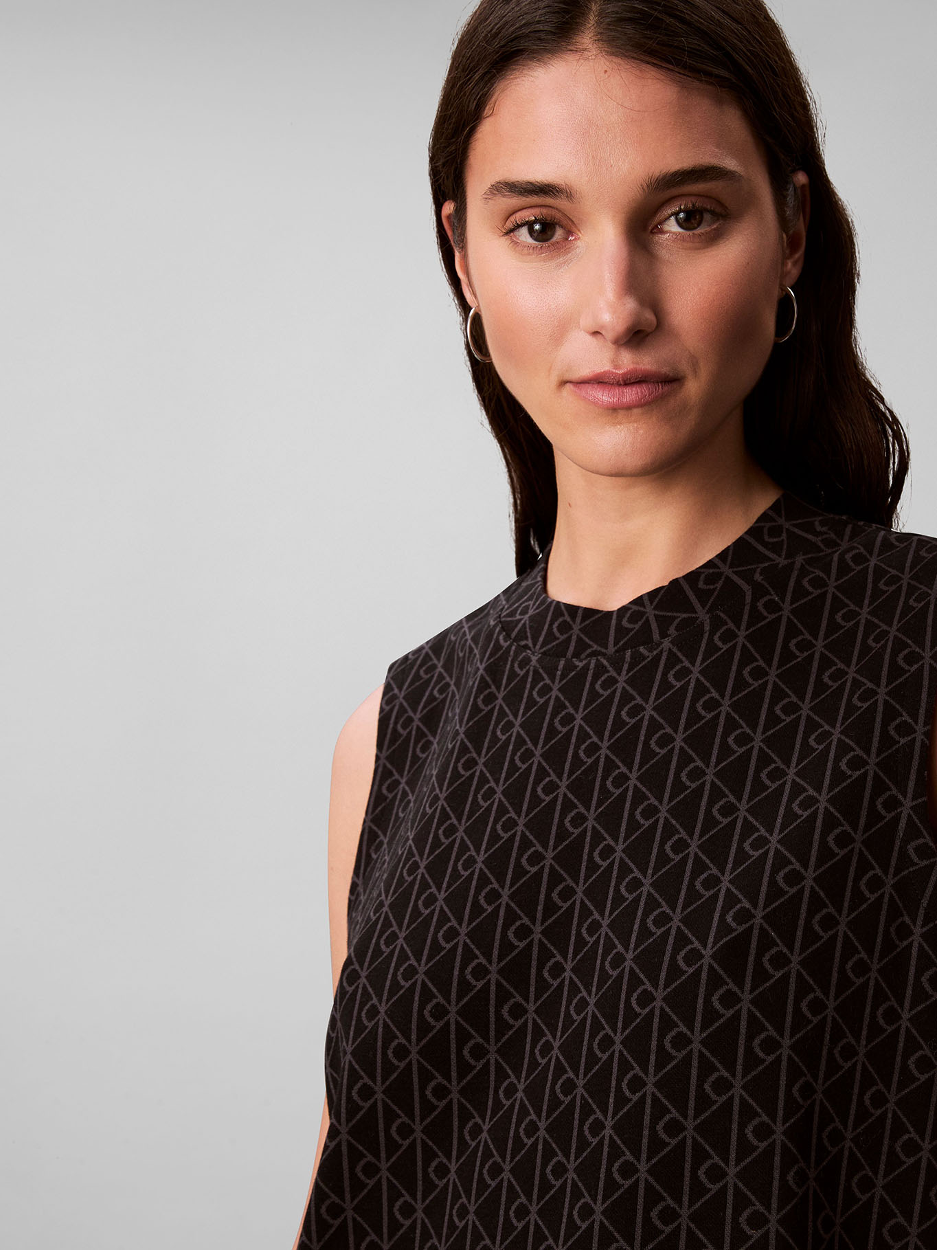 BLUSA CON LOGO EN JACQUARD - 4